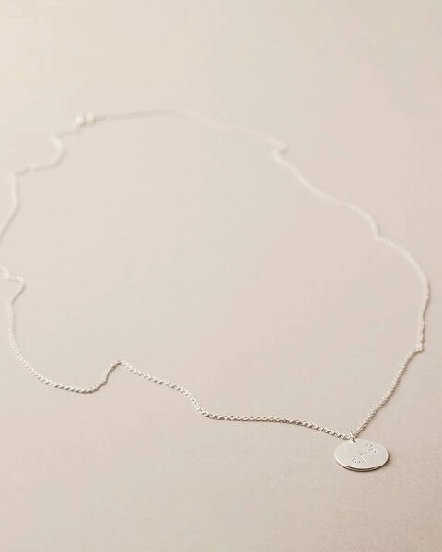 ChristinaPauls Slow jewellery Sternzeichen Anhänger Steinbock in Silber, Gold, Rosegold und Schwarz – Ansicht 3