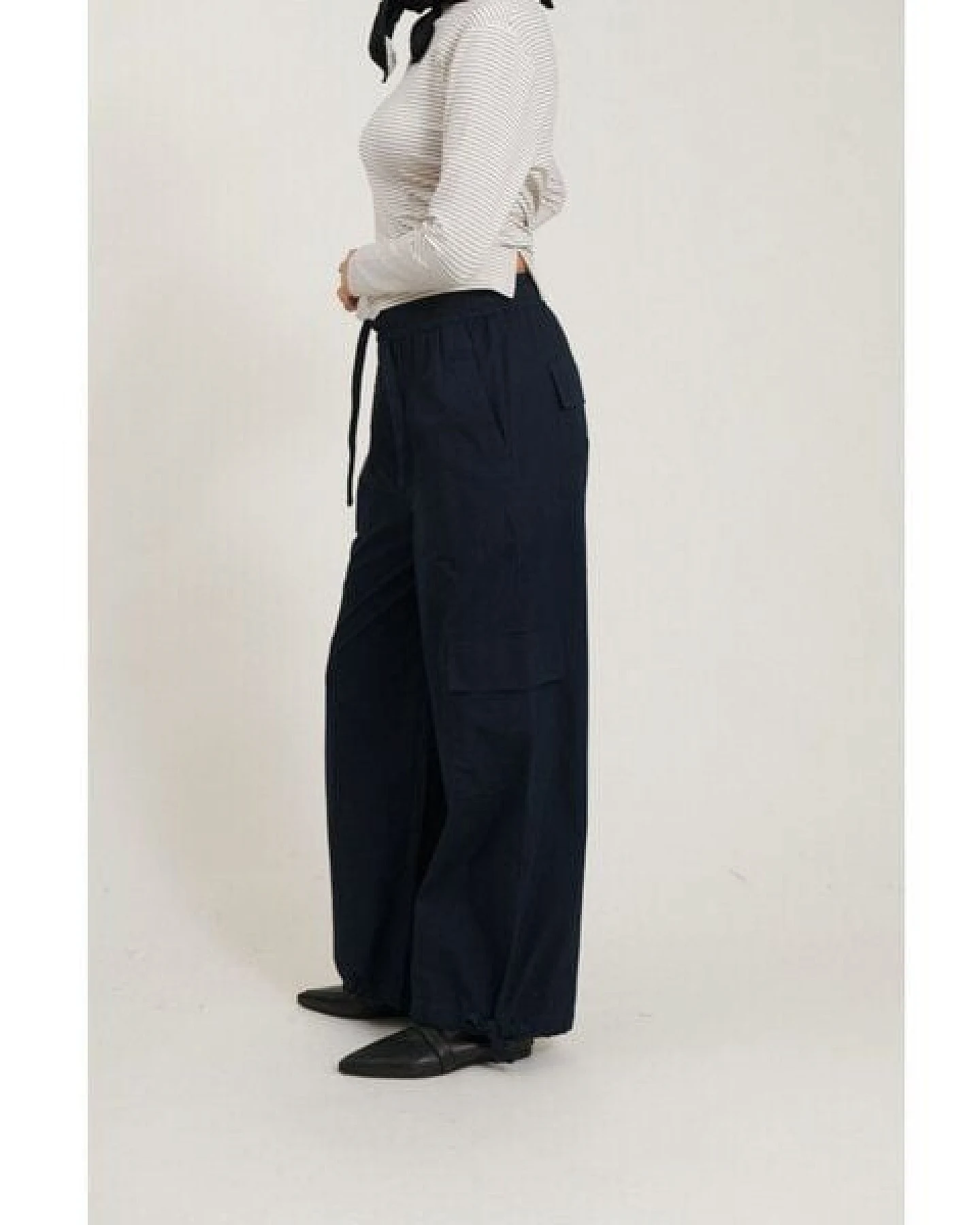 Basic Apparel Cargohose TILDE Loose aus Bio-Baumwolle – Ansicht 4
