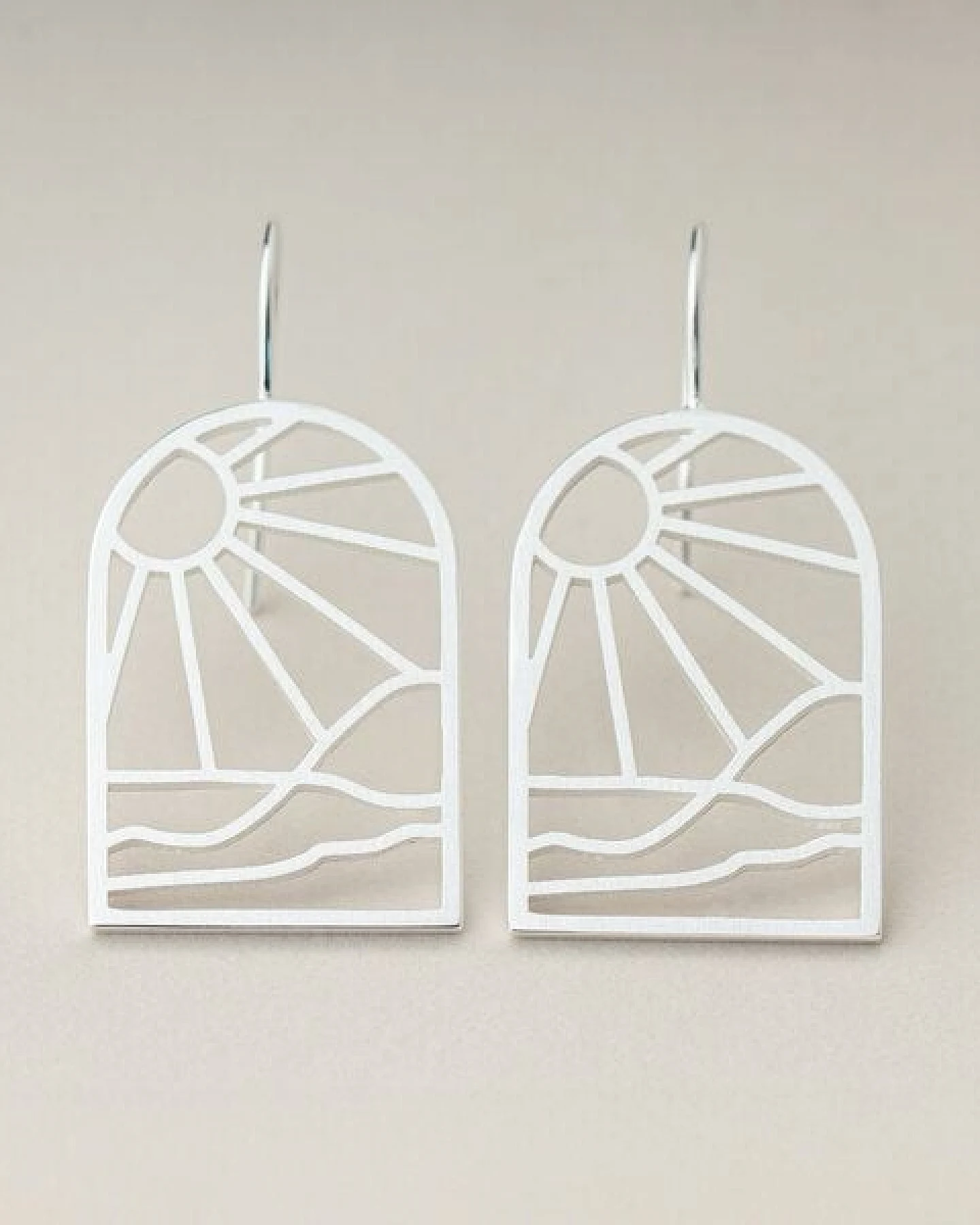ChristinaPauls Slow jewellery Ohrhänger Onda in Silber oder Gold – Ansicht 4