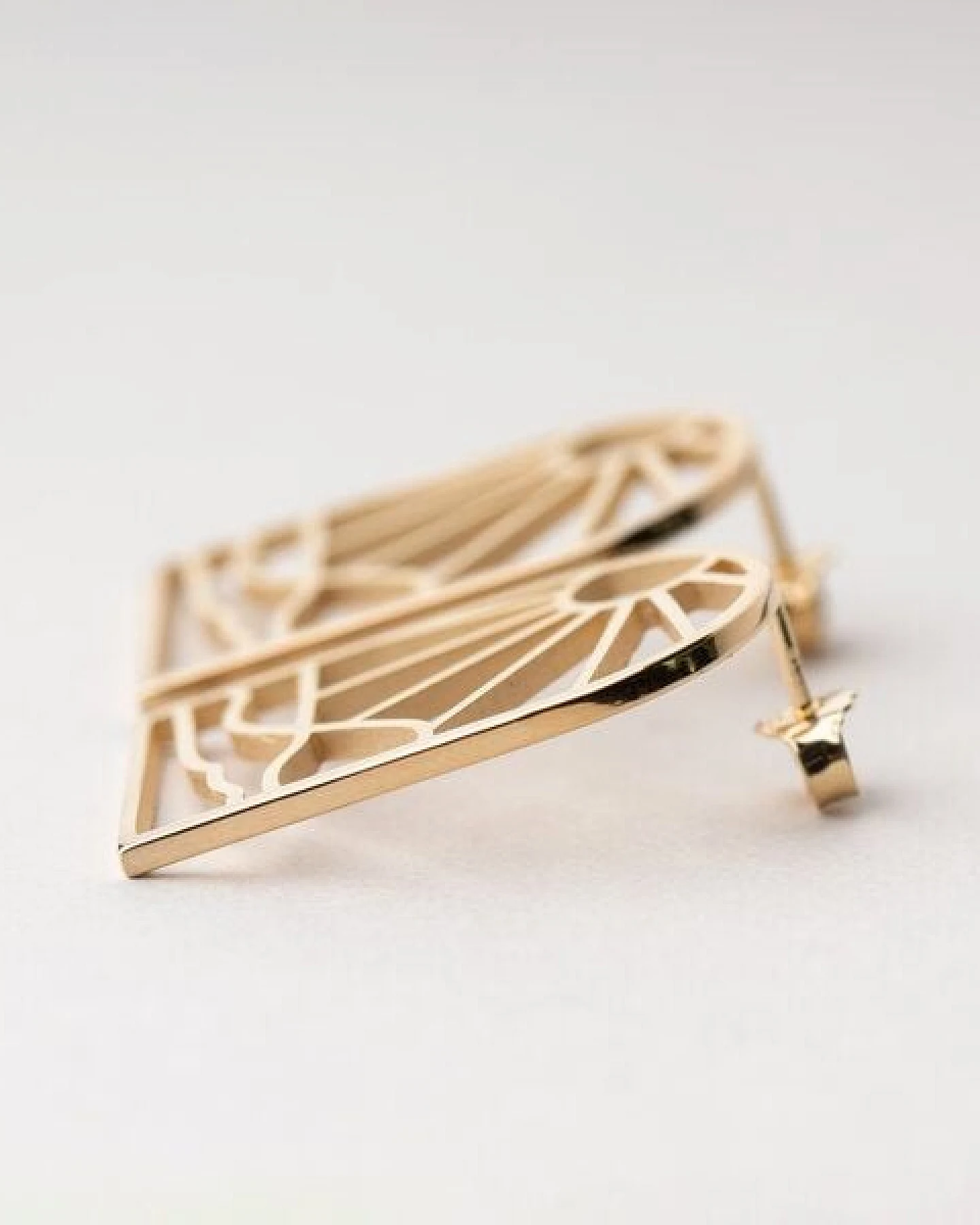ChristinaPauls Slow jewellery Ohrstecker Onda in Silber oder Gold – Ansicht 2