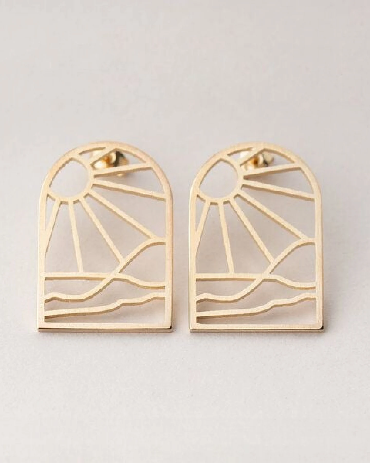 ChristinaPauls Slow jewellery Ohrstecker Onda in Silber oder Gold – Ansicht 4