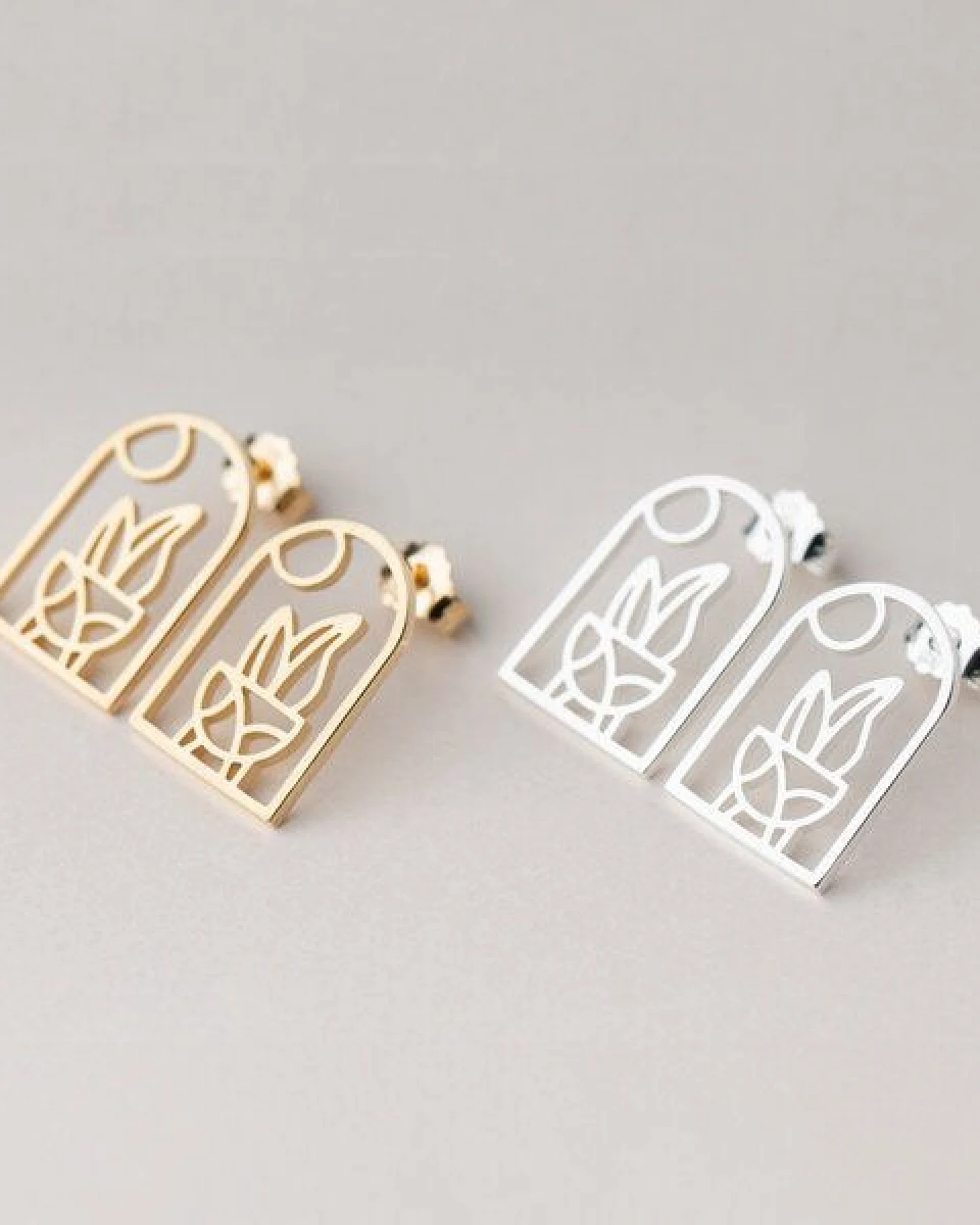 ChristinaPauls Slow jewellery Mini Ohrstecker Planta in Silber oder Gold – Ansicht 2