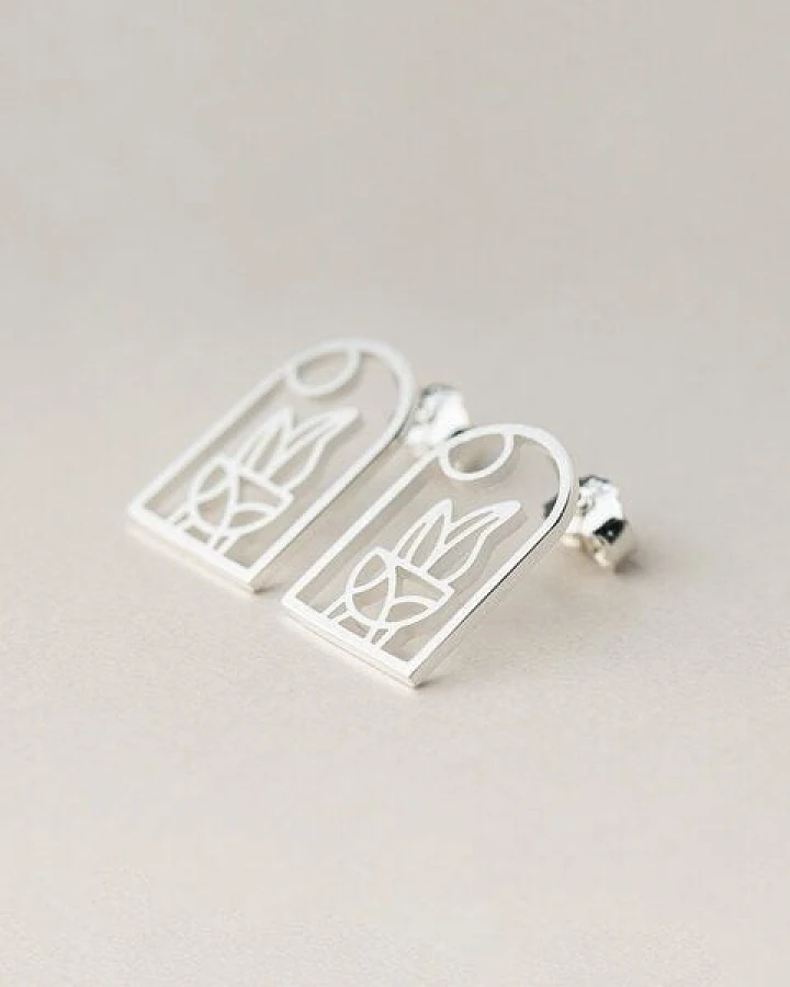 ChristinaPauls Slow jewellery Mini Ohrstecker Planta in Silber oder Gold