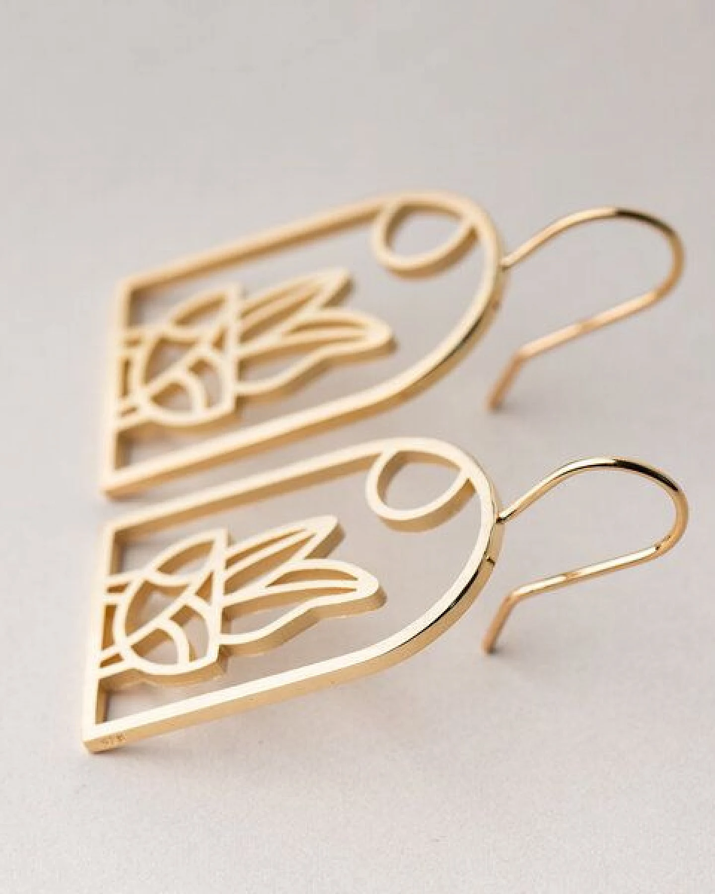 ChristinaPauls Slow jewellery Ohrhänger Planta in Silber oder Gold – Ansicht 3