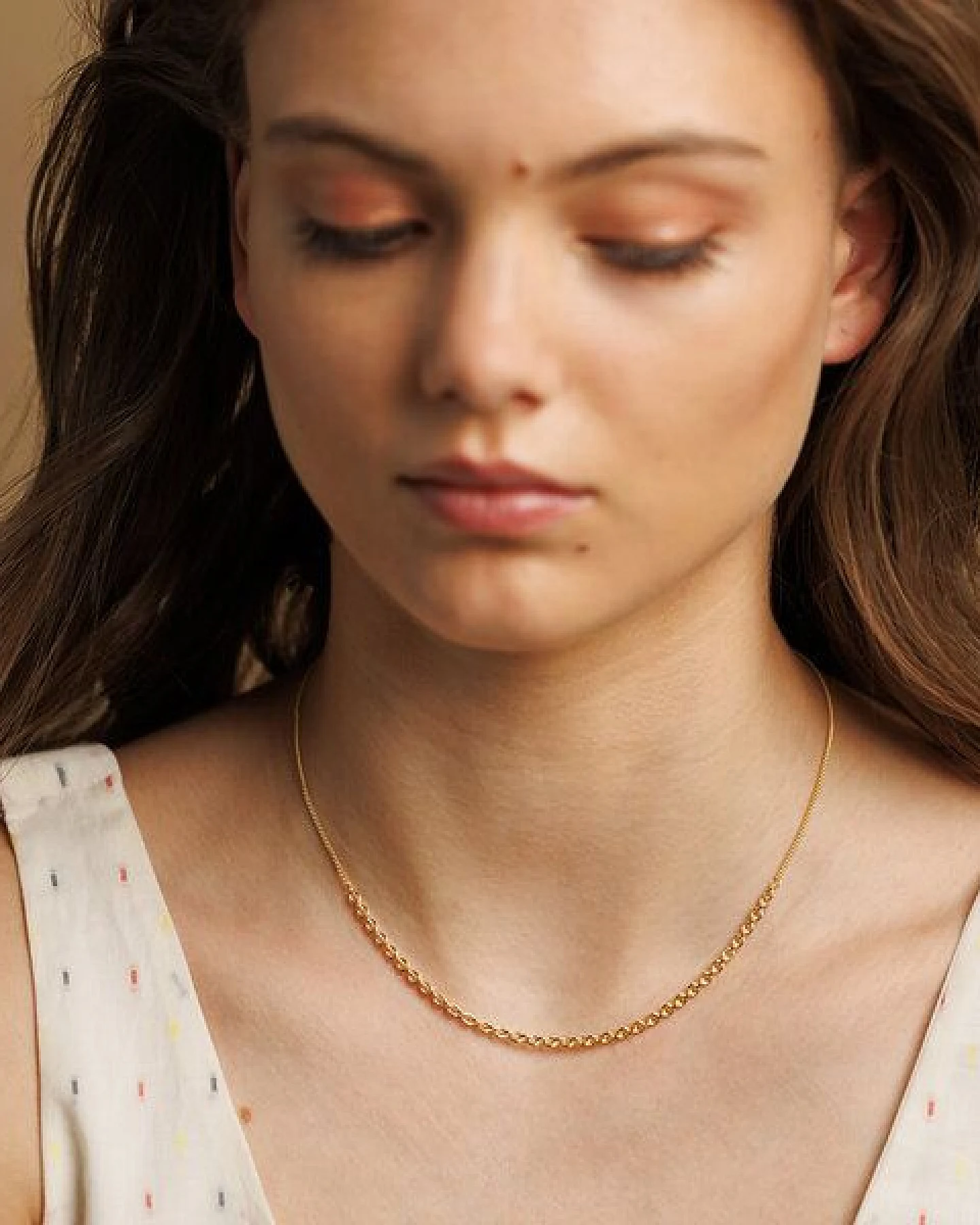 ChristinaPauls Slow jewellery Kurze Layering Kette Mea in Gold und Silber – Ansicht 3