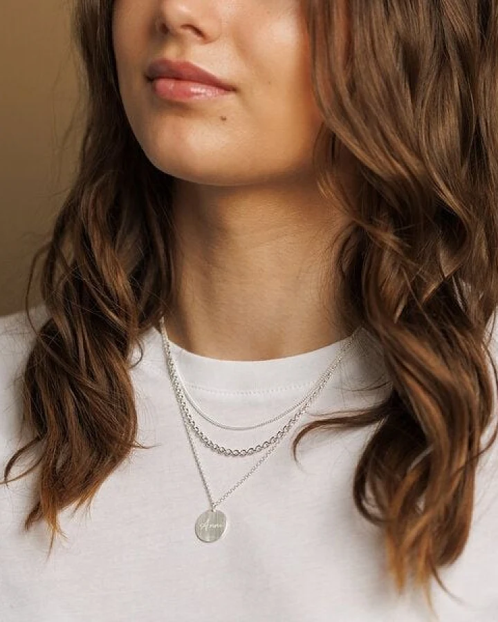ChristinaPauls Slow jewellery Kurze mehrreihige Gliederkette Mea in Gold und Silber