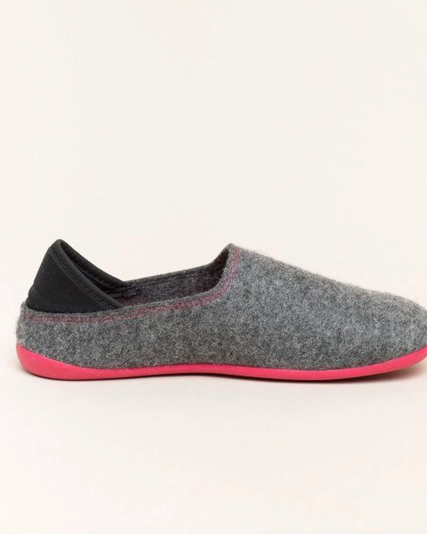 Gottstein Filzhausschuh Wool Slip-On aus 100% Schurwolle - für Damen & Herren - Rutschfeste Gummisohle – Ansicht 3