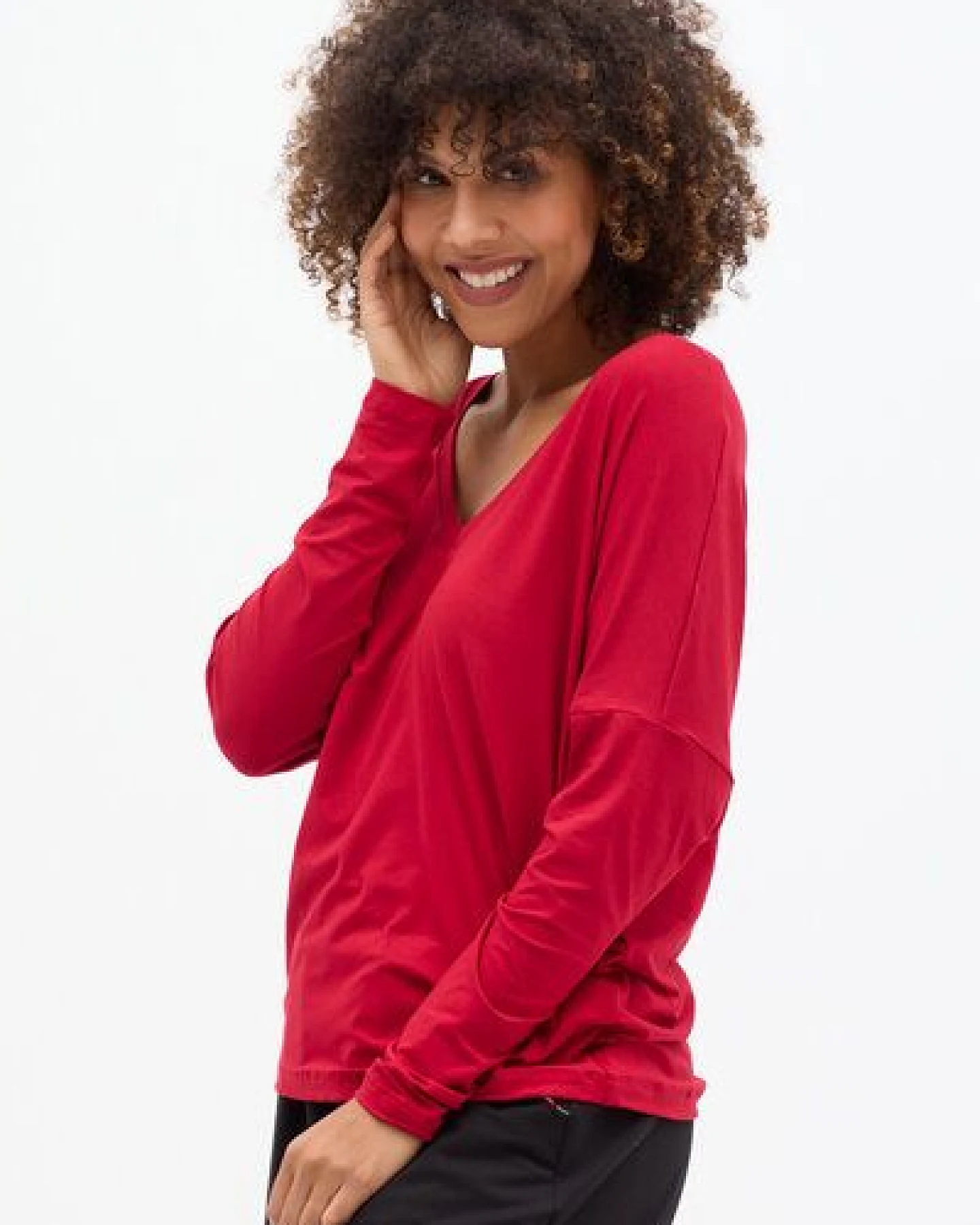 Bluse Saja Longsleeve – Viskose farbenfroher KOKOworld Print weiter Schnitt V-Ausschnitt – perfekt für Yoga – Fair produziert – Ansicht 2