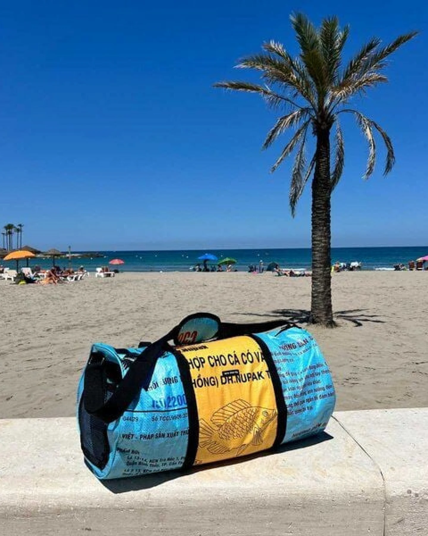 MoreThanHip Wochenend- oder Sporttasche 40L aus recycelten Zement-oder Tierfuttersäcken - Jumbo – Ansicht 4