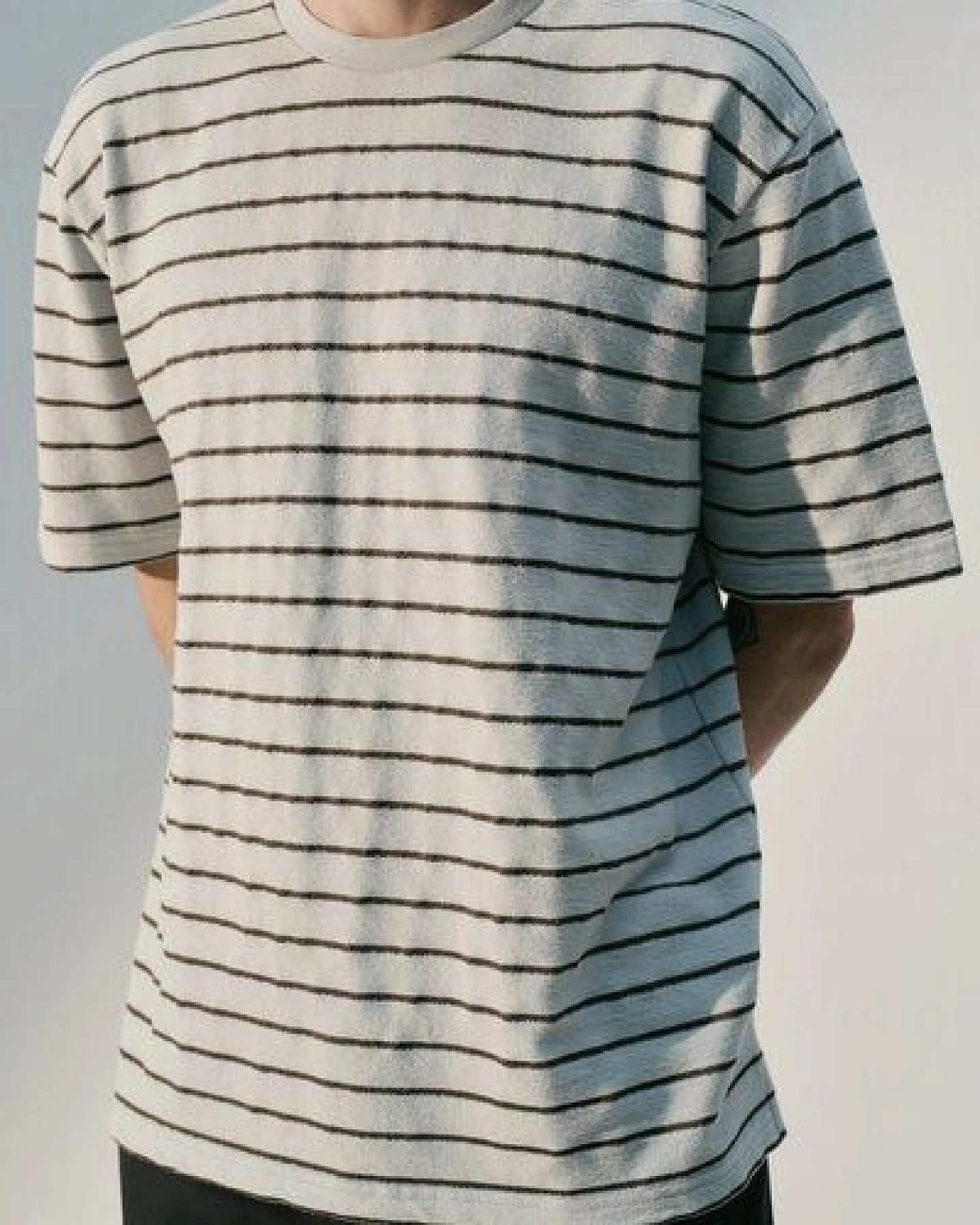Unfeigned - Basic T-Shirt Terry – Ansicht 2