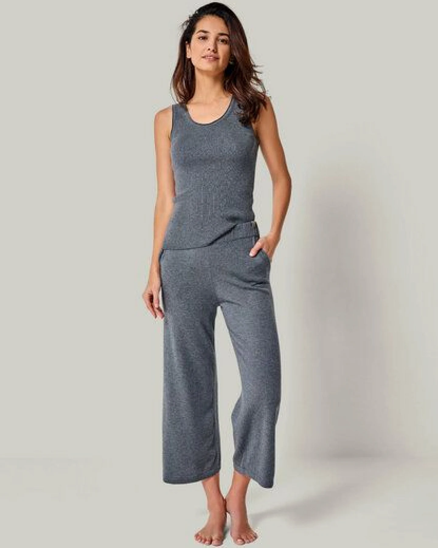 YOU LOOK PERFECT Merino Loungewear Set „Stricktop Blossom & Strickhose Dana" – Ansicht 3