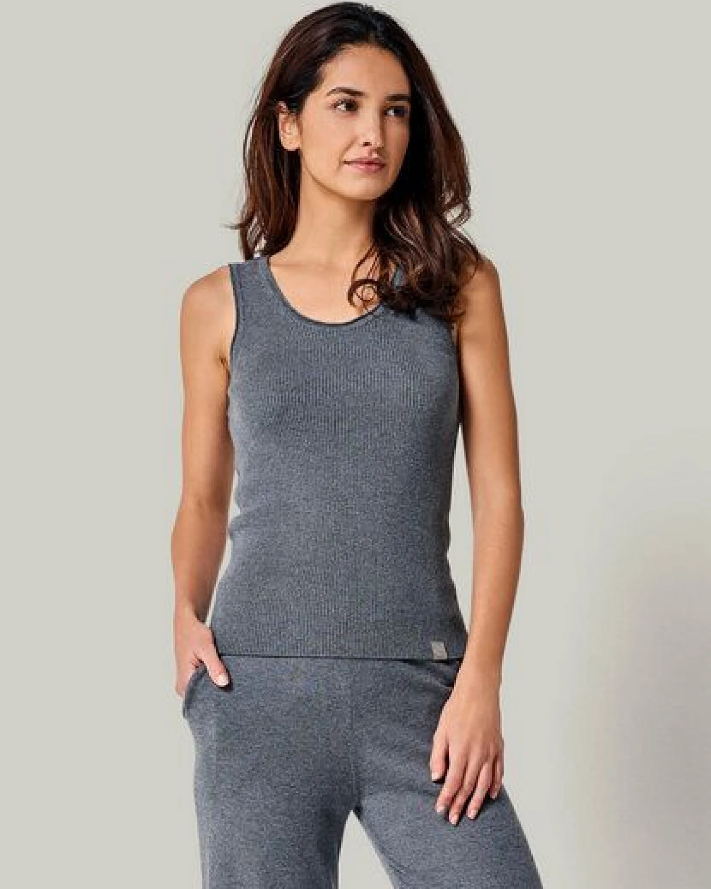 YOU LOOK PERFECT Merino Loungewear Set „Stricktop Blossom & Strickhose Dana" – Ansicht 4