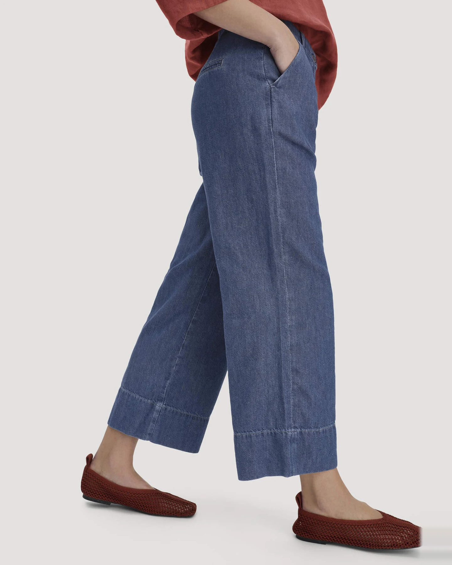 hessnatur Damen Jeans ENNELIE Culotte Wide Leg aus Bio-Baumwolle mit TENCEL™ Lyocell und Leinen - blau - Größe 34/29 – Ansicht 3