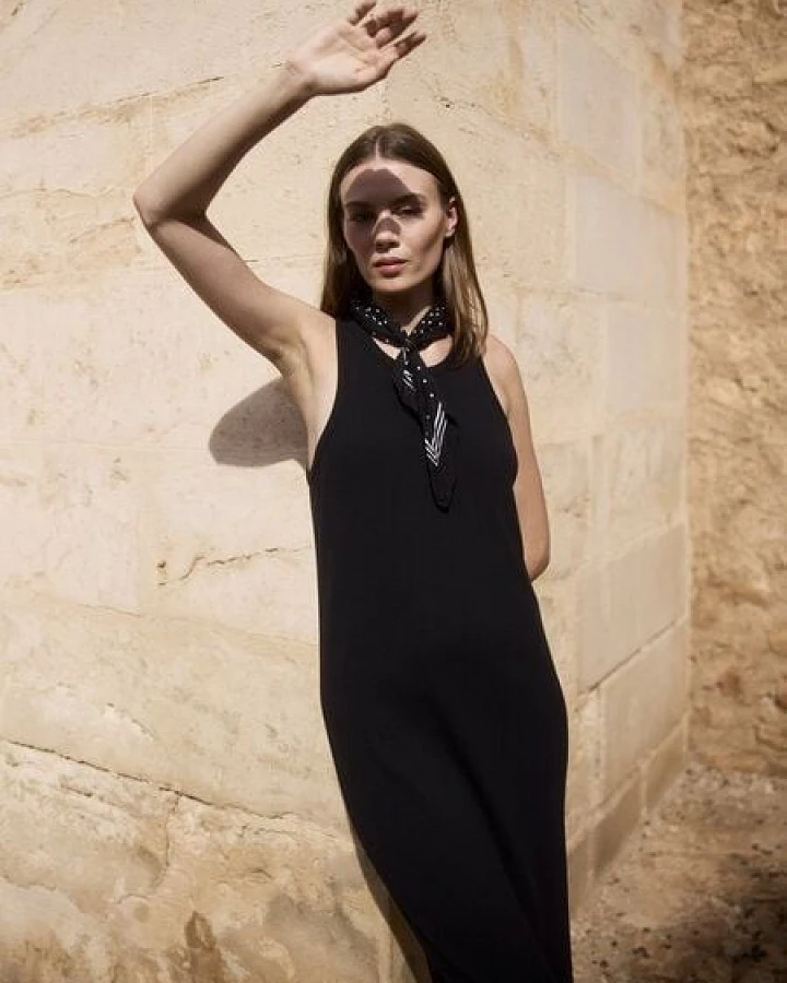 WOTE Midi Ripp Kleid aus Organic Cotton