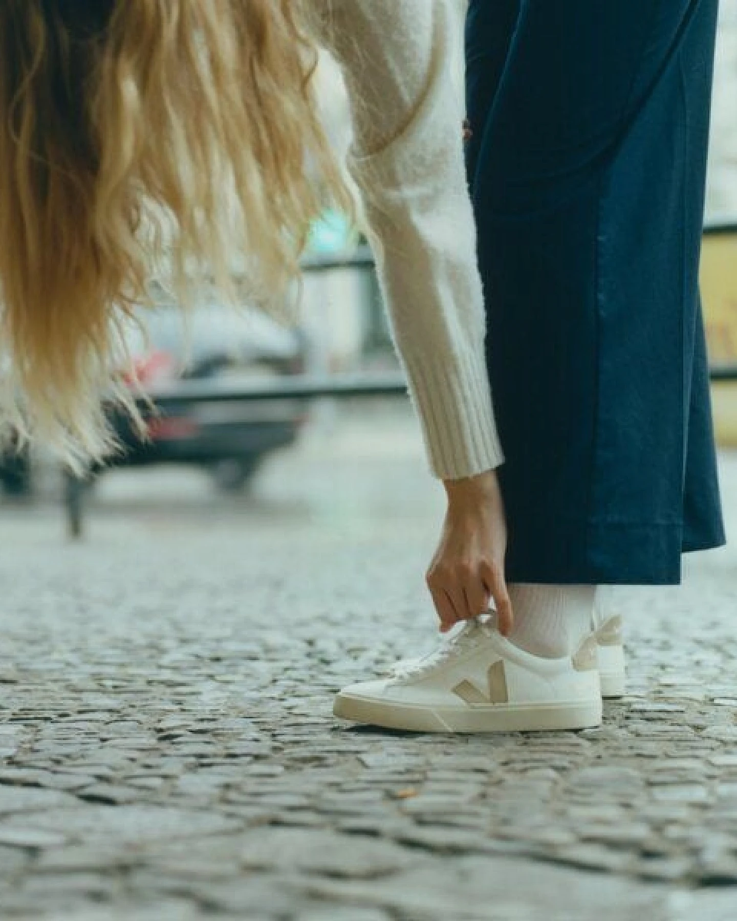 VEJA - Campo Leather Extra White Almond Herrenschuh – Ansicht 2