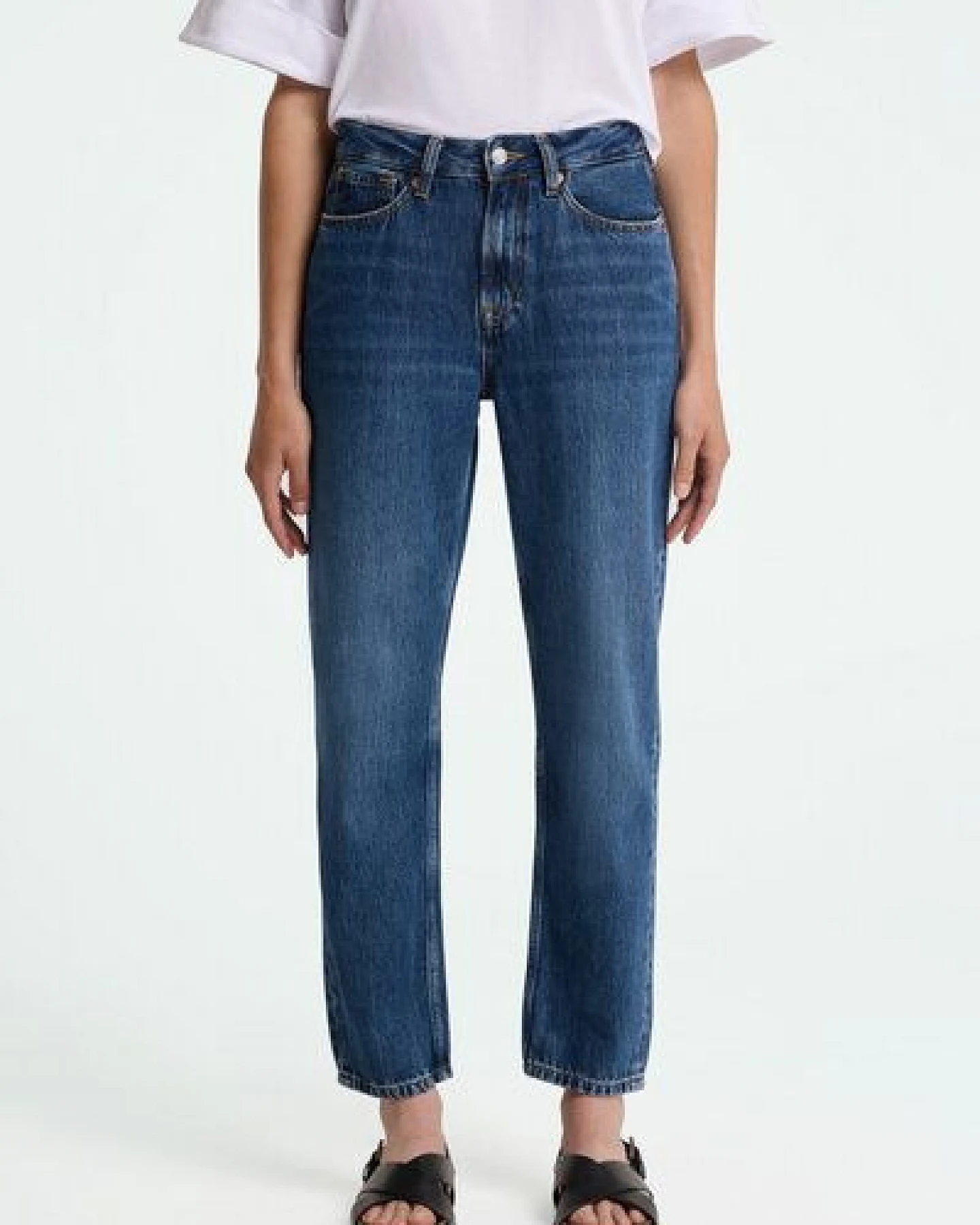 Kings Of Indigo Jeans Caroline Cropped - Mid Rise Tapered - Lewisboro Mid Used – Ansicht 2