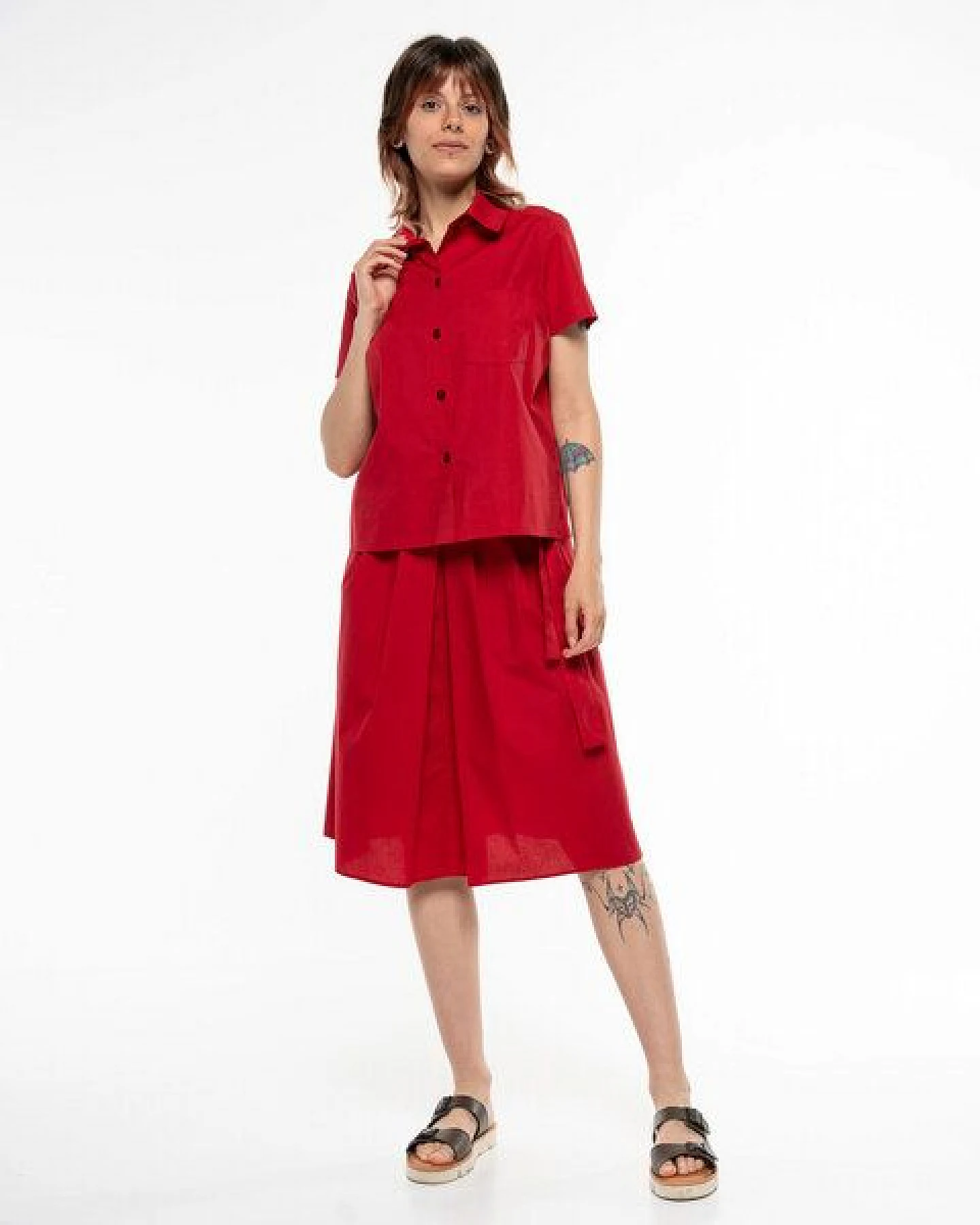 Alma & Lovis Sportiv-elegante Hemdbluse aus Organic Cotton – Ansicht 2
