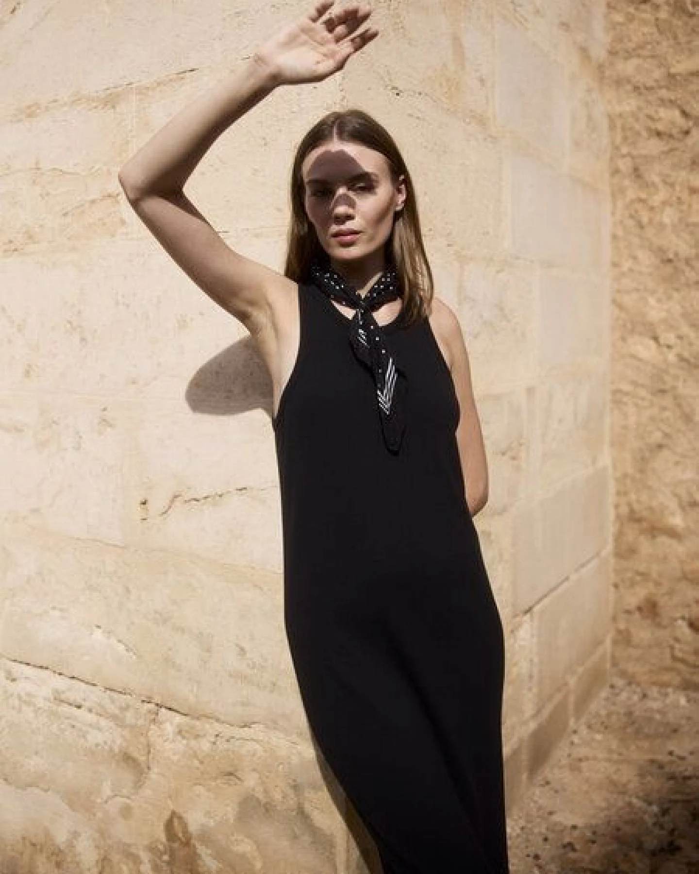 WOTE Midi Ripp Kleid aus Organic Cotton – Ansicht 2