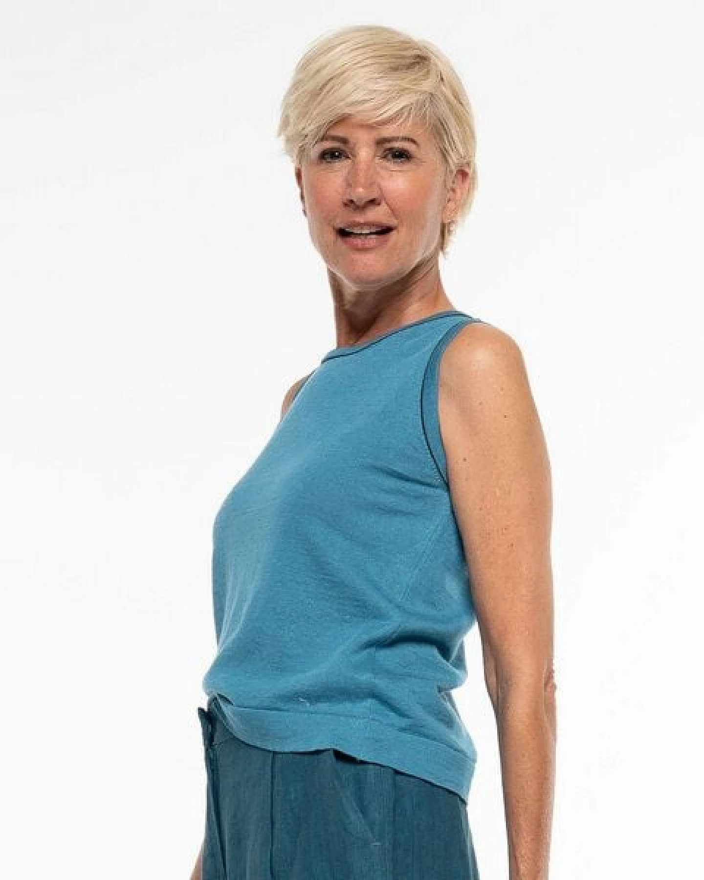 Alma & Lovis Leichtes Feinstrick-Top aus Leinen-Cotton-Mix – Ansicht 3