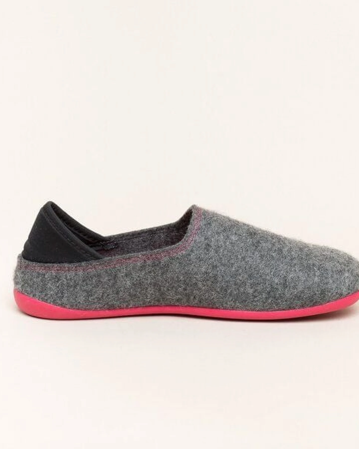 Gottstein Filzhausschuh Wool Slip-On aus 100% Schurwolle - für Damen & Herren - Rutschfeste Gummisohle – Ansicht 3