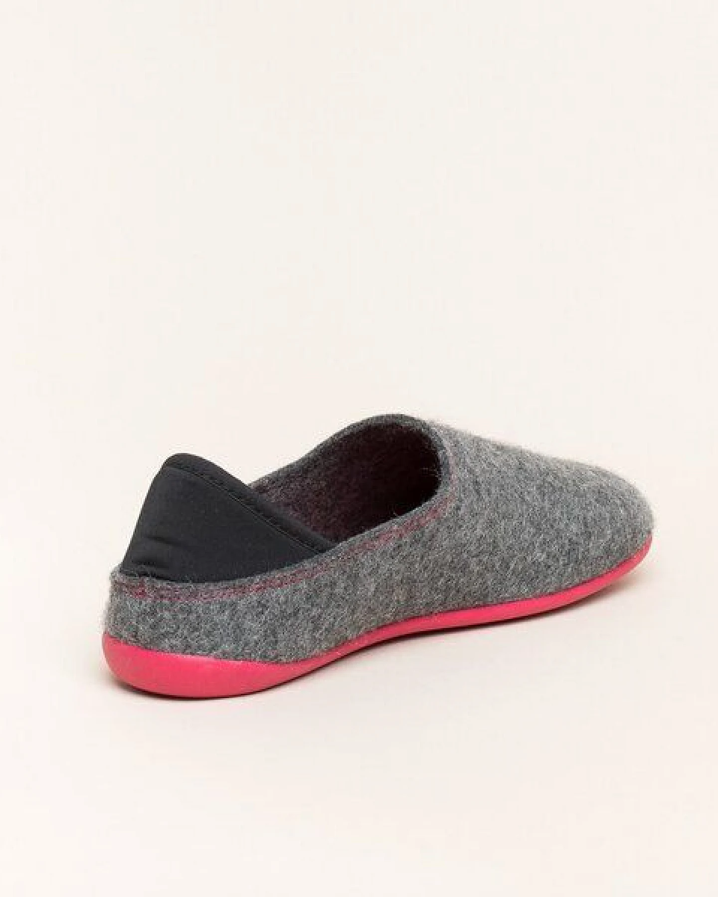 Gottstein Filzhausschuh Wool Slip-On aus 100% Schurwolle - für Damen & Herren - Rutschfeste Gummisohle – Ansicht 4
