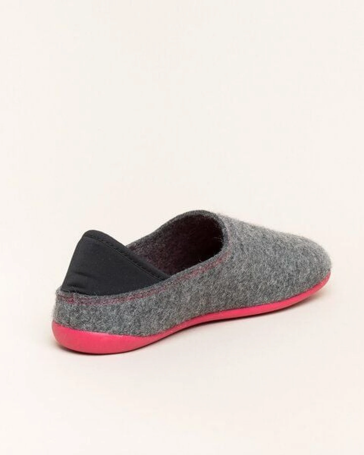 Gottstein Filzhausschuh Wool Slip-On aus 100% Schurwolle - für Damen & Herren - Rutschfeste Gummisohle – Ansicht 4