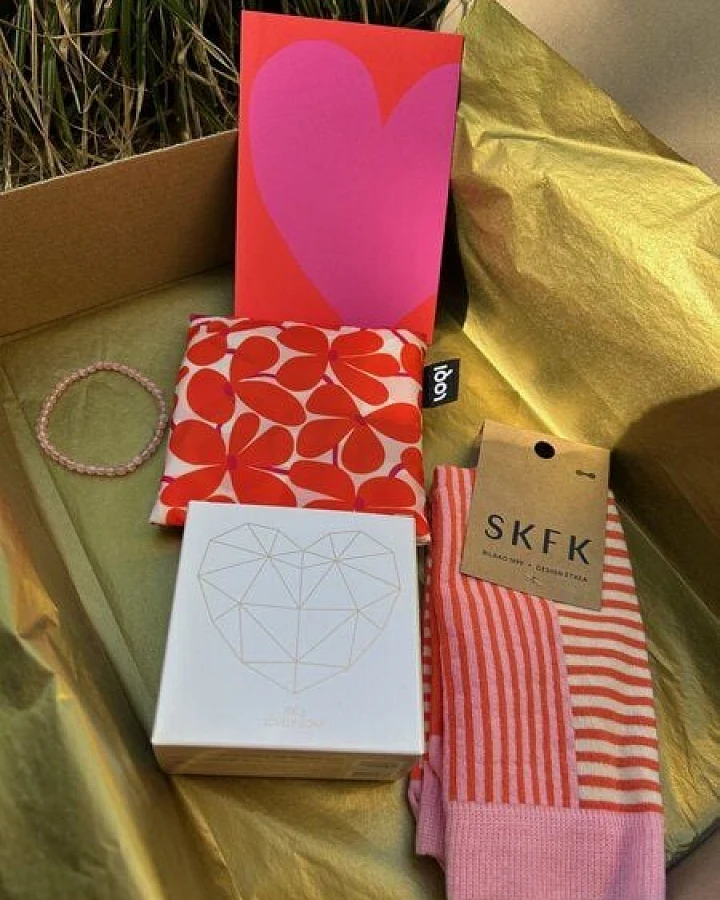 SCHEE, Loqi, Dearsoap, SKFK Geschenkset „Von Herzen!“ Geschenk für Sie