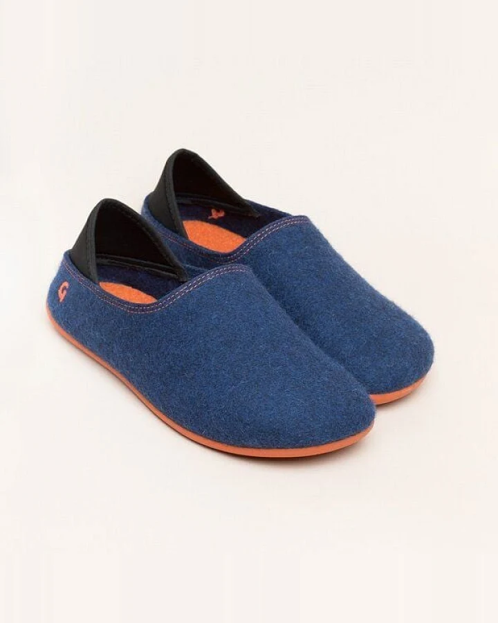 Blau