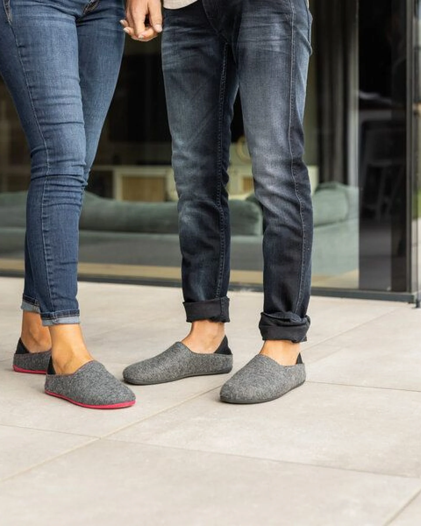 Gottstein Filzhausschuh Wool Slip-On aus 100% Schurwolle - für Damen & Herren - Rutschfeste Gummisohle – Ansicht 2