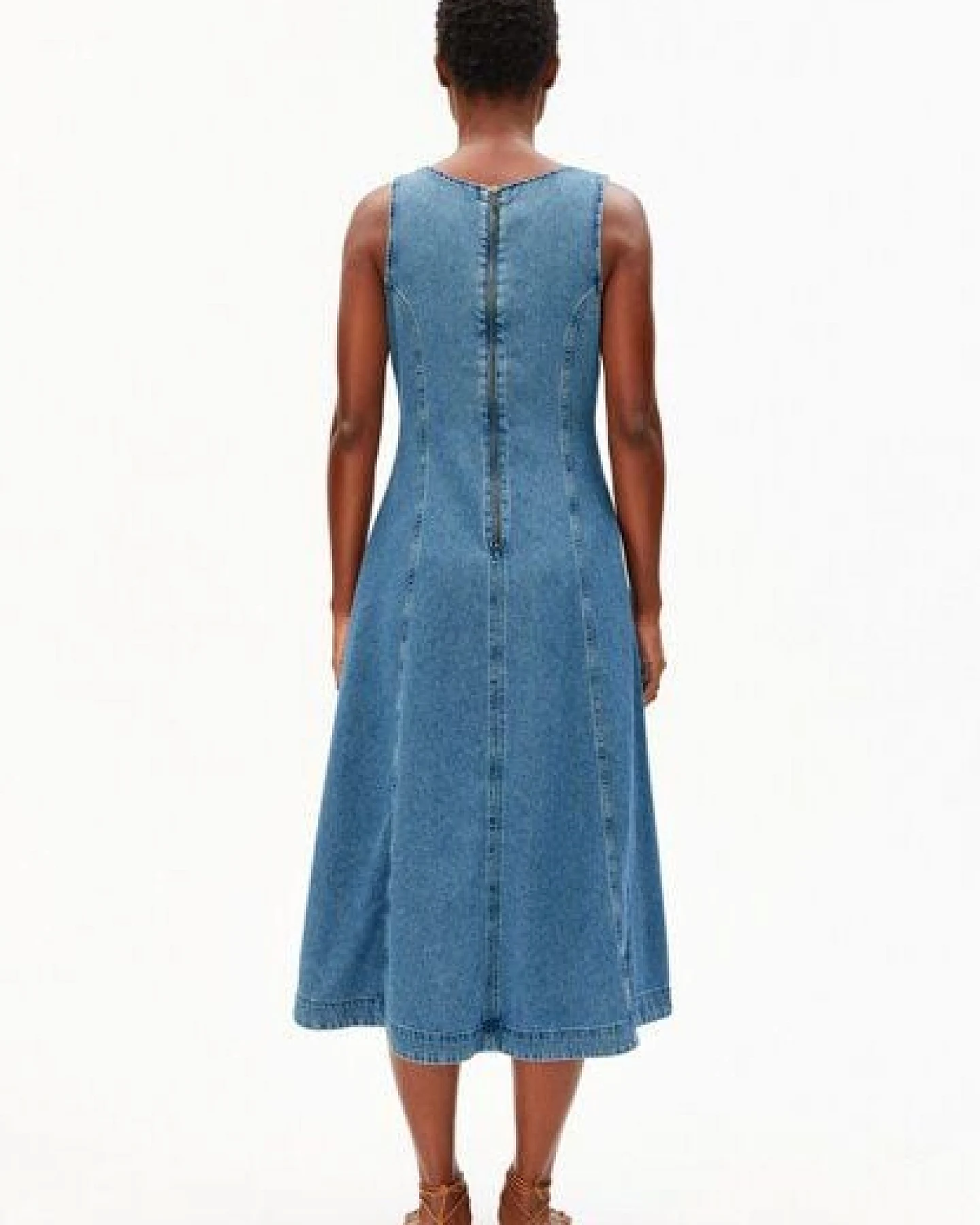 ARMEDANGELS Denim Midi Dress - Damen Jeanskleid aus Biobaumwoll-Mix – Ansicht 2
