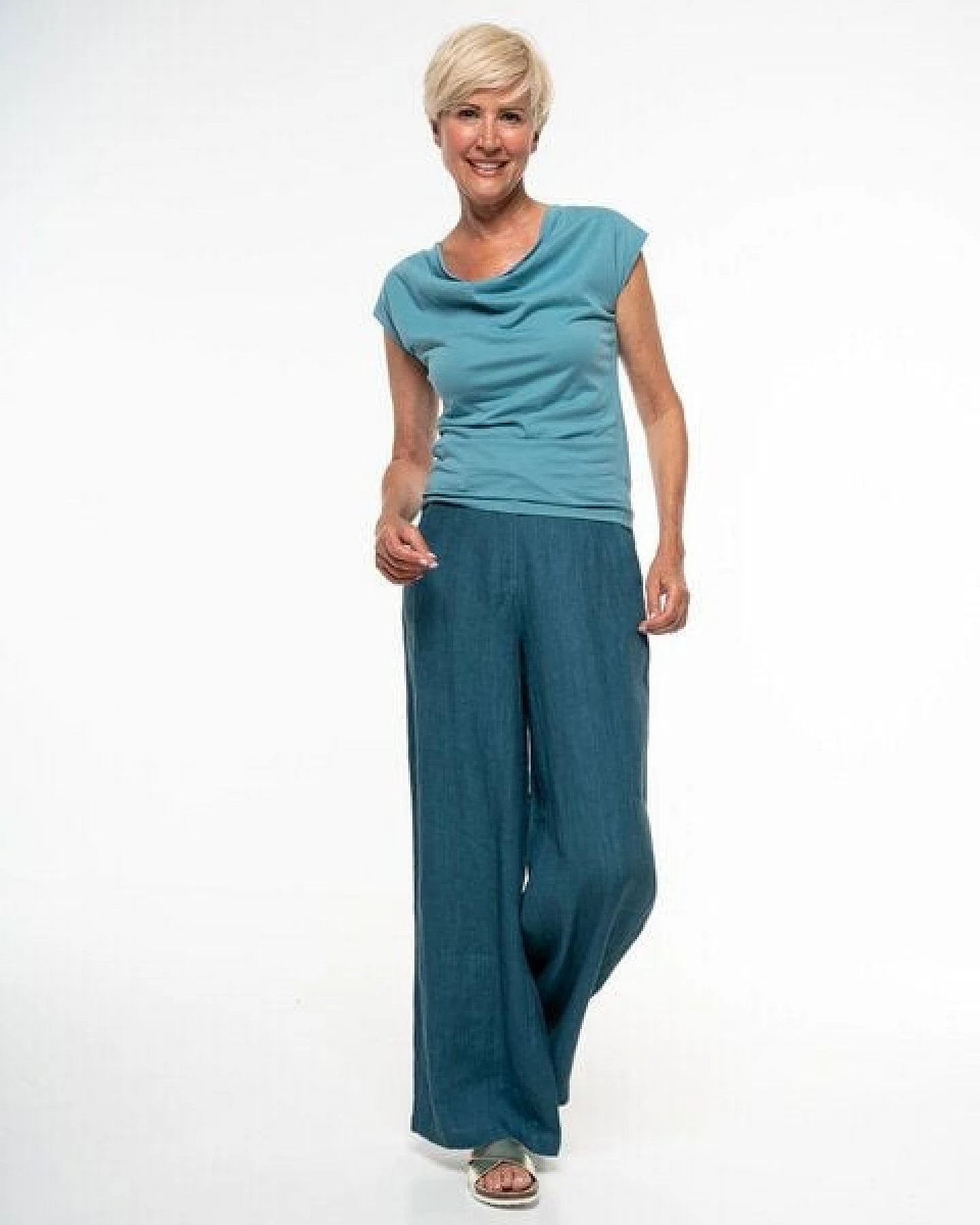 Alma & Lovis Legere Marlenehose aus reinem Leinen – Ansicht 4