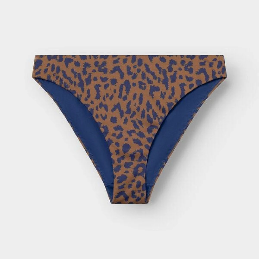 Leopard Brown