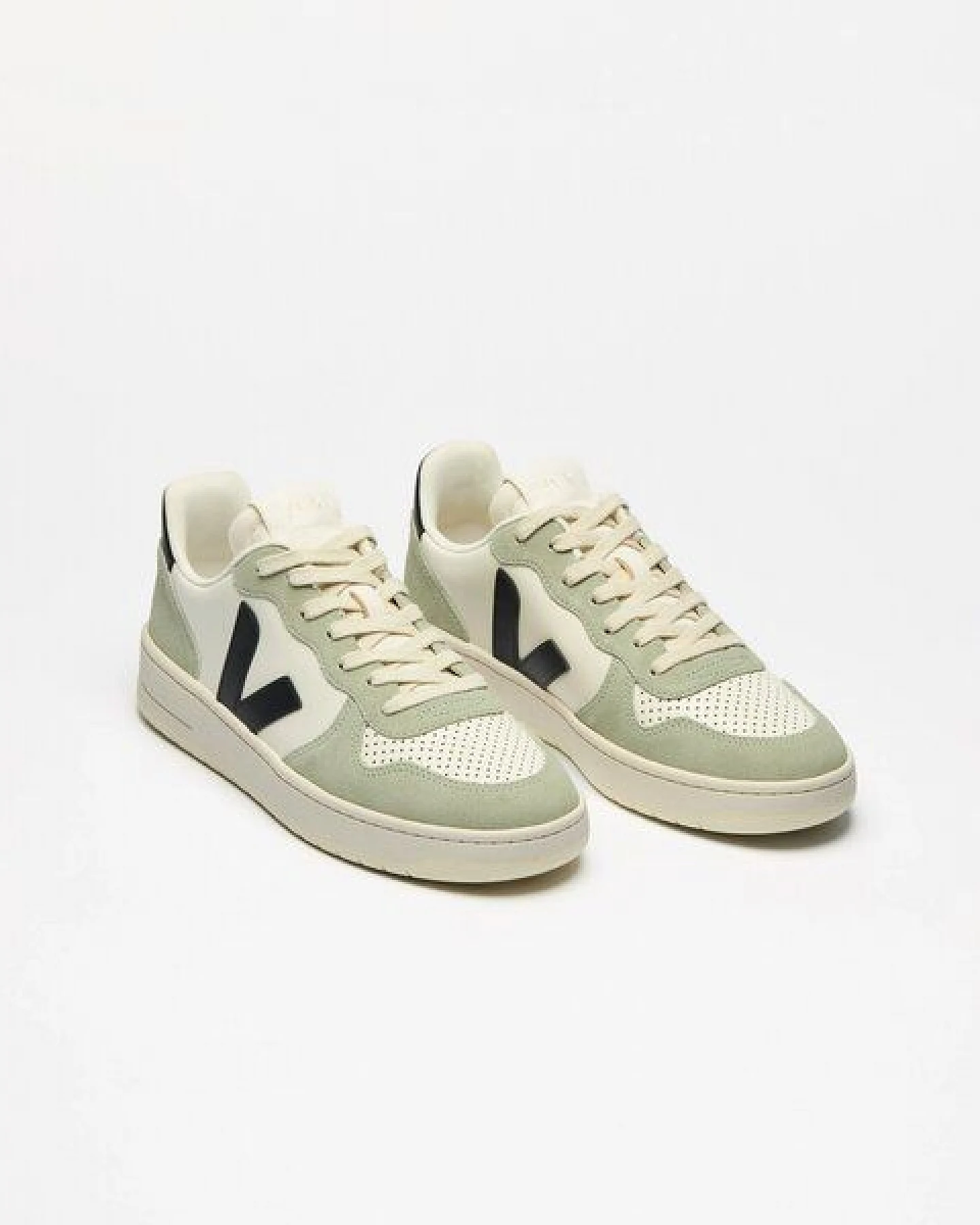 Veja Damen-Sneaker V-10 Prime Leather Pure Black Clay – Ansicht 2