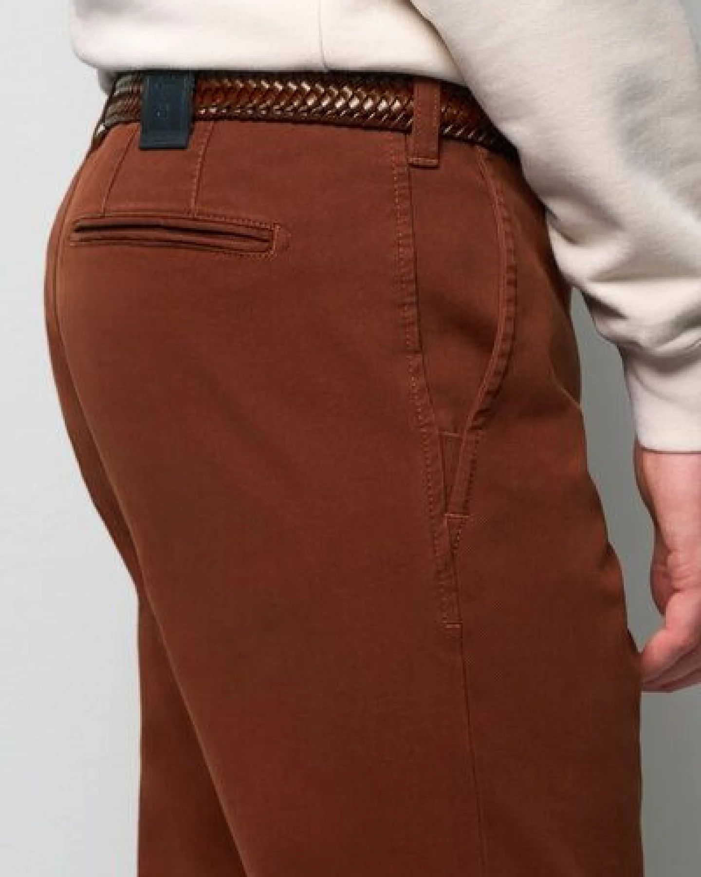 M 5 BY MEYER MIKROSTRUKTUR SUPER-STRETCH CHINO – Ansicht 4