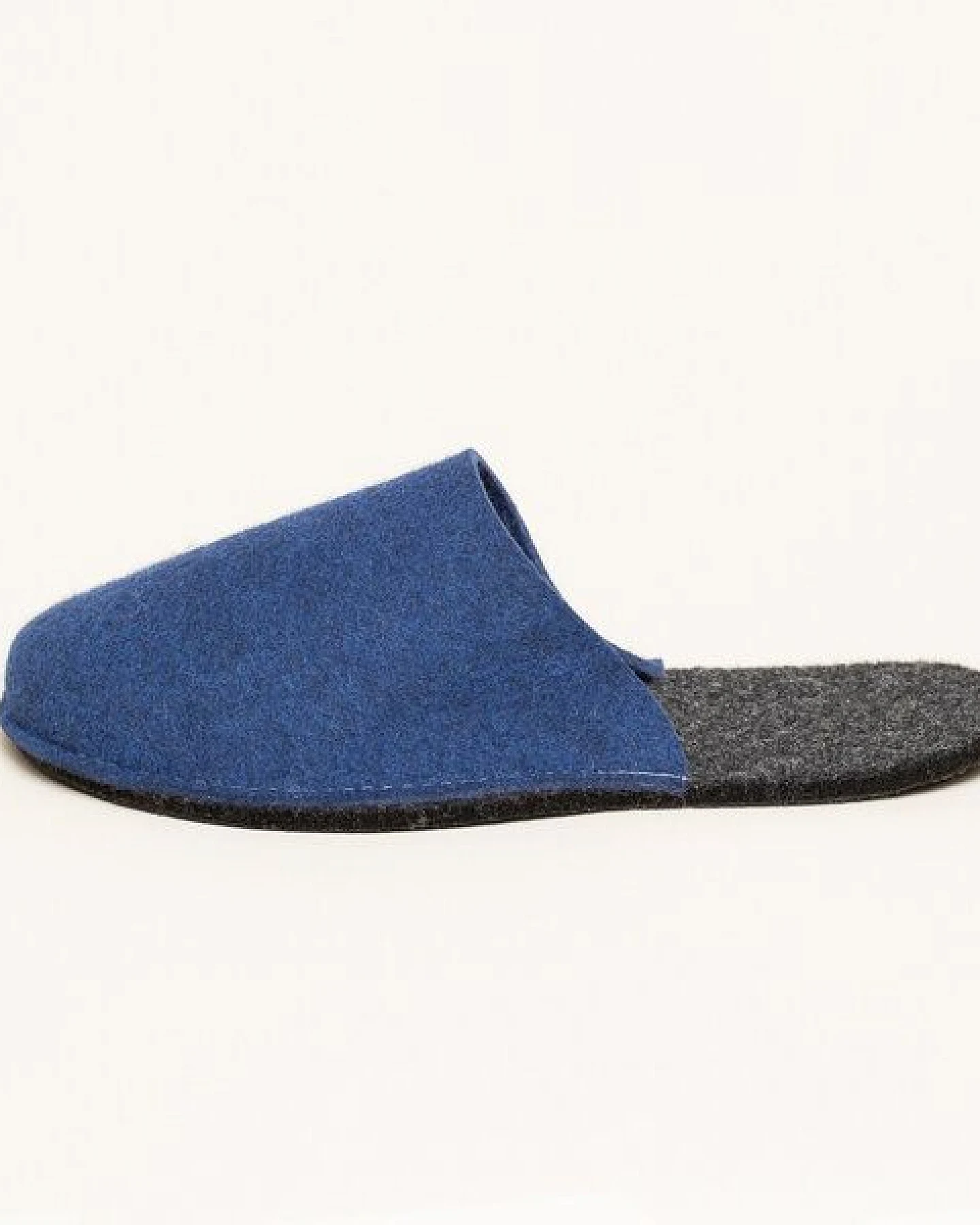 Magicfelt Filz-Pantoffel Magic Travel aus 100% recycelter Schurwolle für Damen & Herren - perfekt für Reisen & Zuhause – Ansicht 4