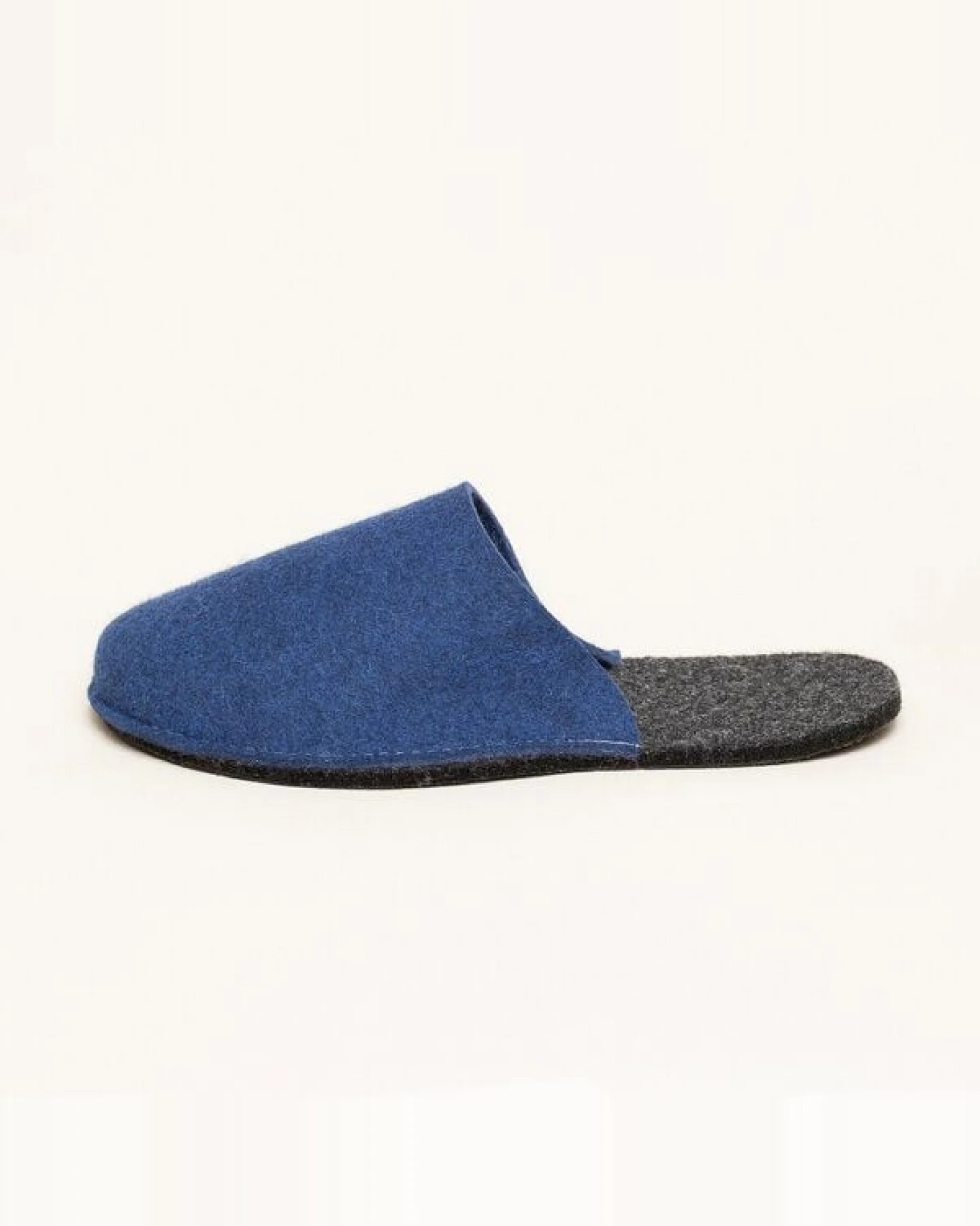 Magicfelt Filz-Pantoffel Magic Travel aus 100% recycelter Schurwolle für Damen & Herren - perfekt für Reisen & Zuhause – Ansicht 4