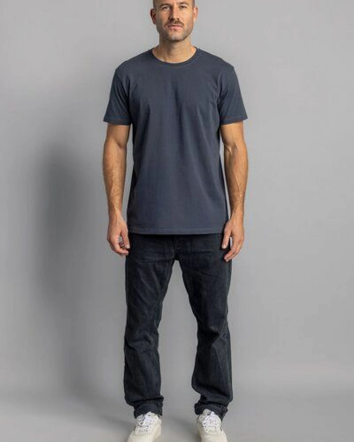 dirts Premium Blank T-Shirt STANDARD – Ansicht 2