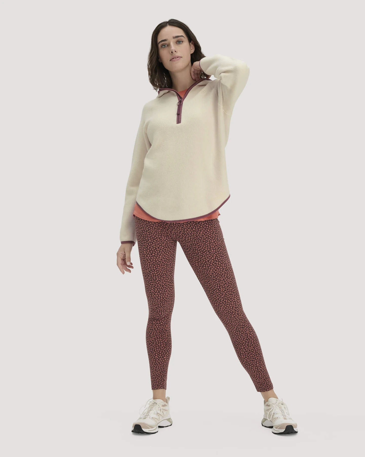 hessnatur Loungewear Fleece Hoodie Relaxed ACTIVE LIGHT aus Bio-Baumwolle - natur - Größe M – Ansicht 2