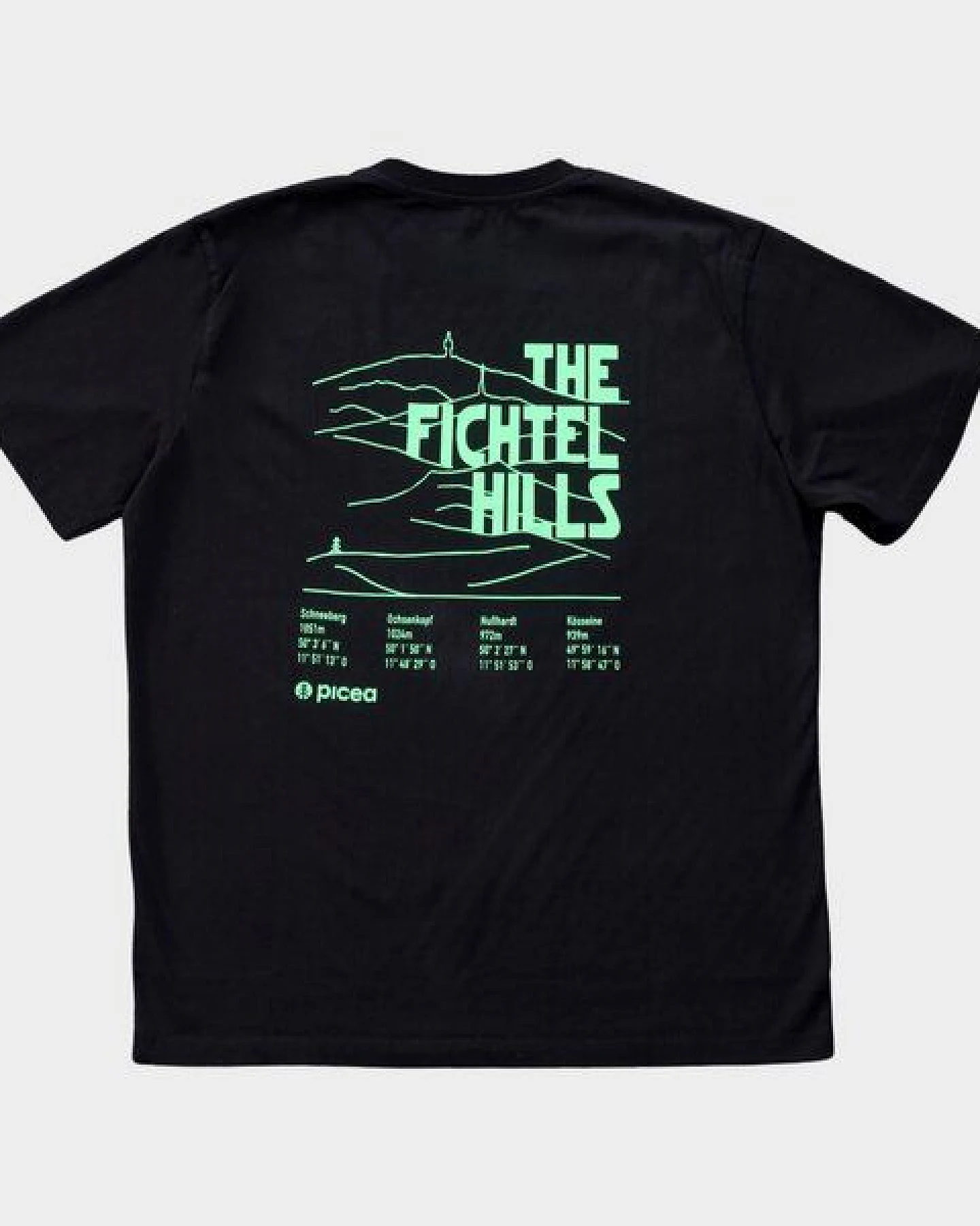 picea (by bleed) The Fichtel Hills T-Shirt Schwarz – Ansicht 3