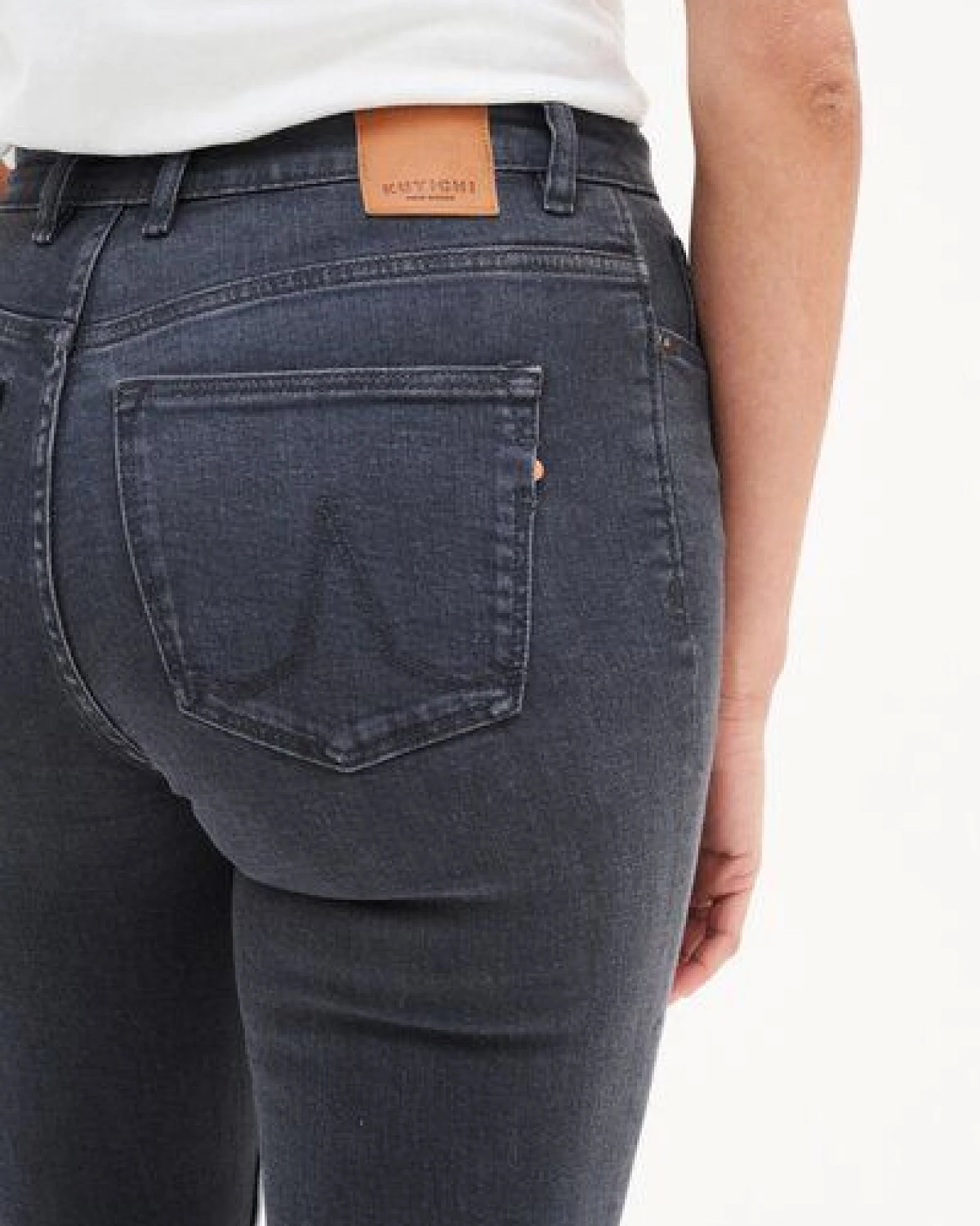 Kuyichi Flared Jeanshose - Lisette Flare – Ansicht 4