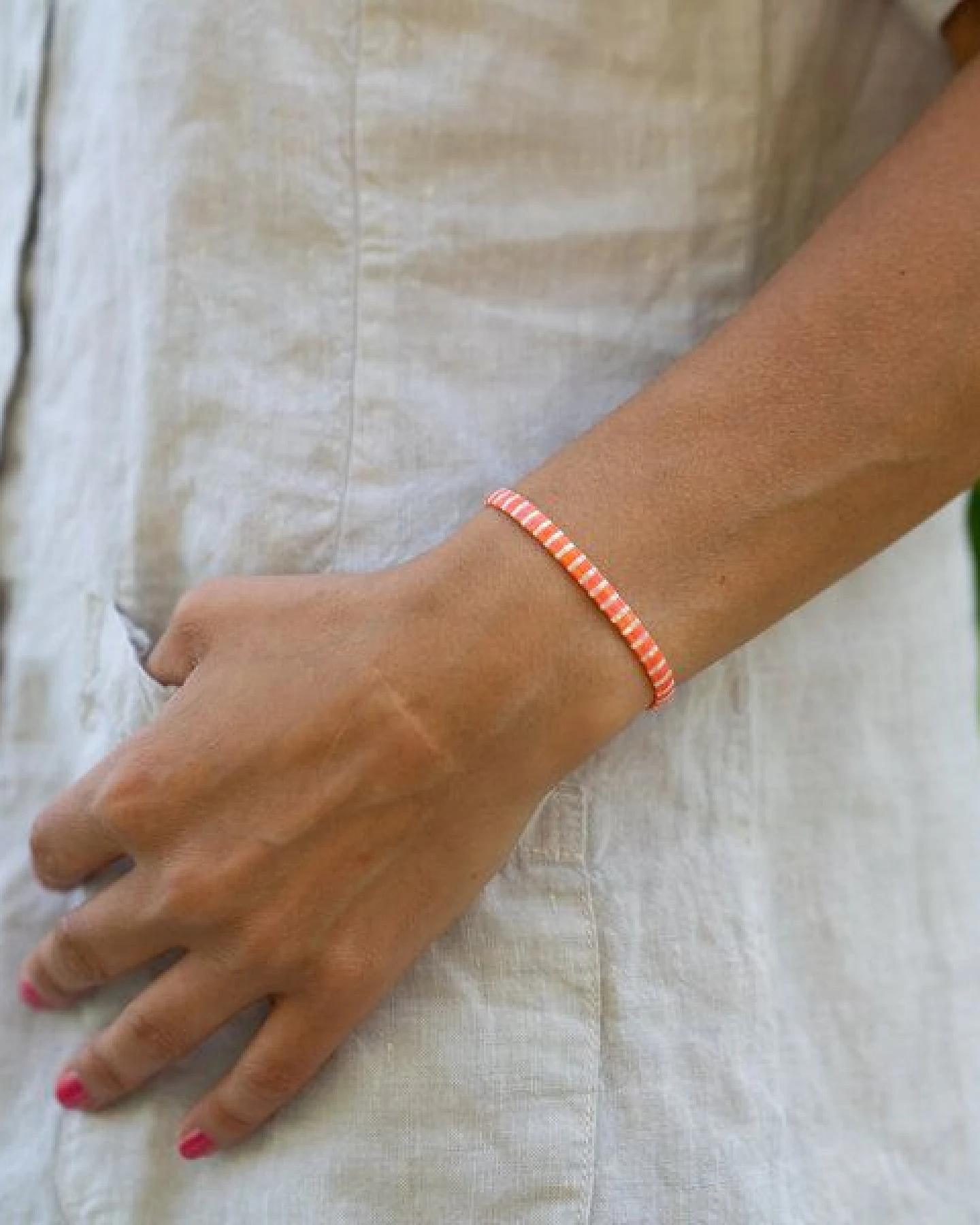 juni Breites Armband Apricot - einzeln oder im Set - verstellbare Sommer Armbänder – Ansicht 3