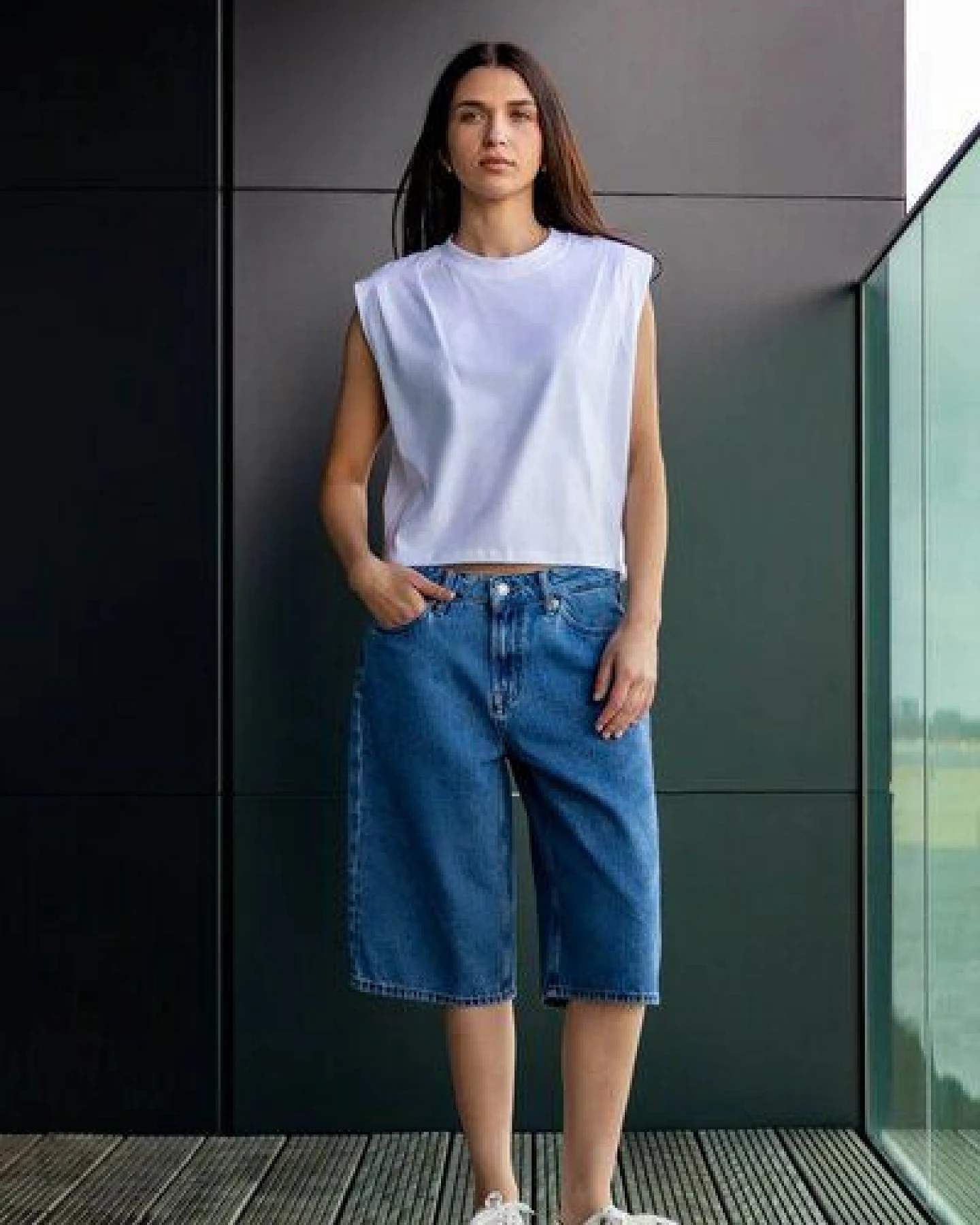 Kings Of Indigo Jeans-Shorts JOAN JORT Elliot Mid – Ansicht 3