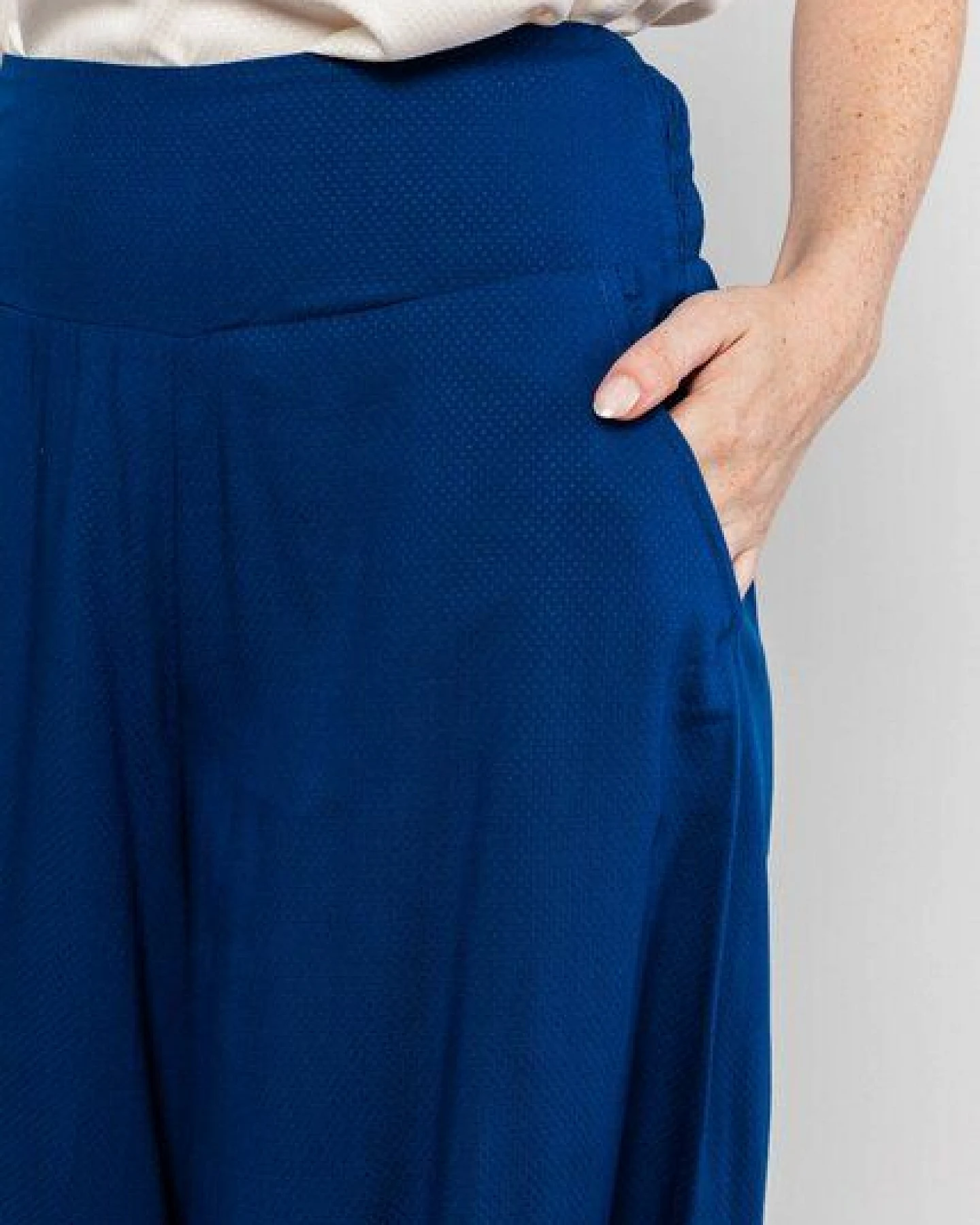 Blutsgeschwister Sommerhose In Full Bloom Culotte – Ansicht 3