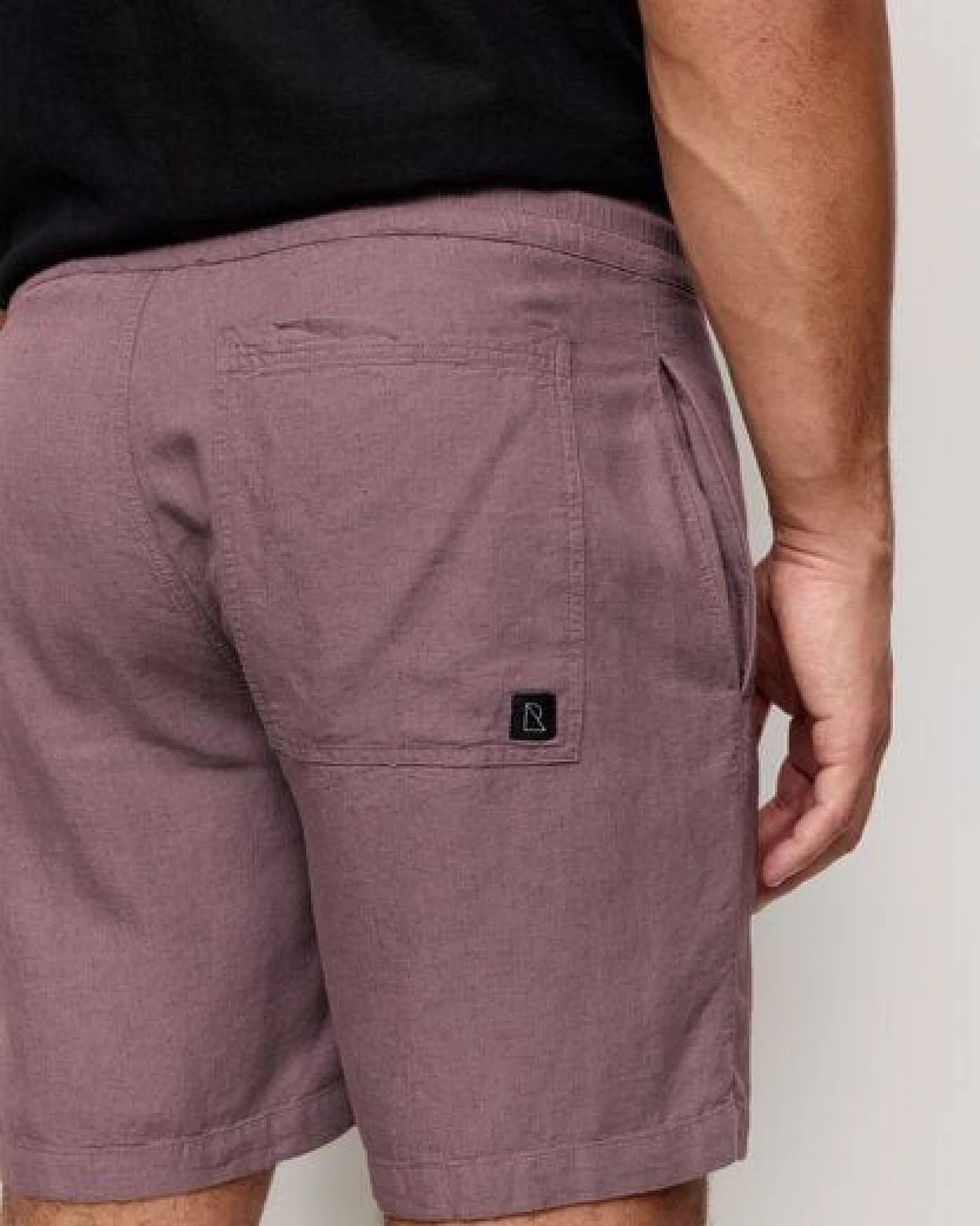 Herren Shorts aus Leinen und LENZING ECOVERO Viskose Mix - CURRY - recolution – Ansicht 4