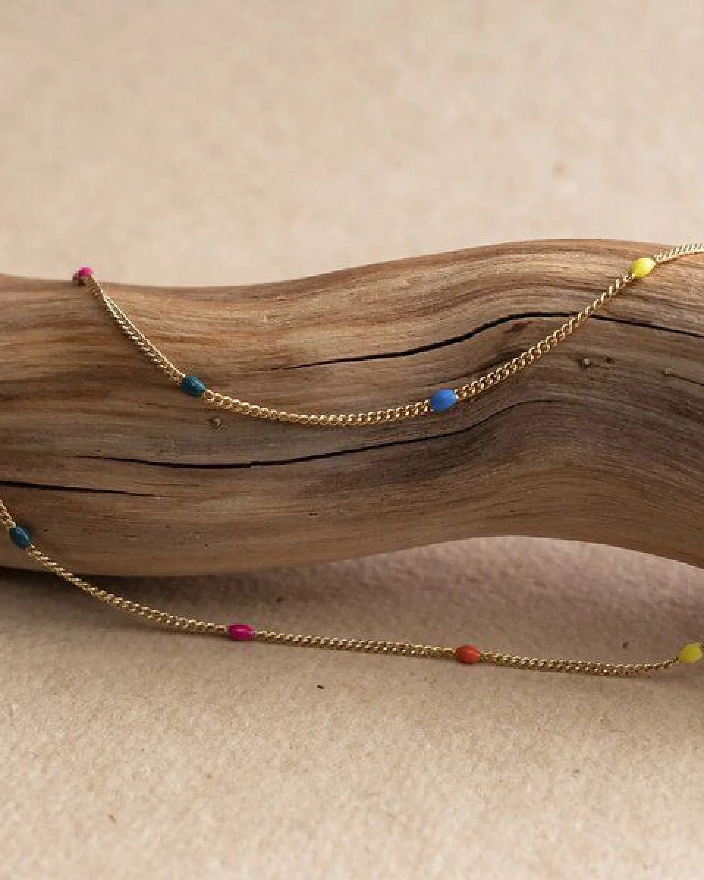 fejn jewelry Kette 'dot' - mit Punkten und Emaille – Ansicht 3