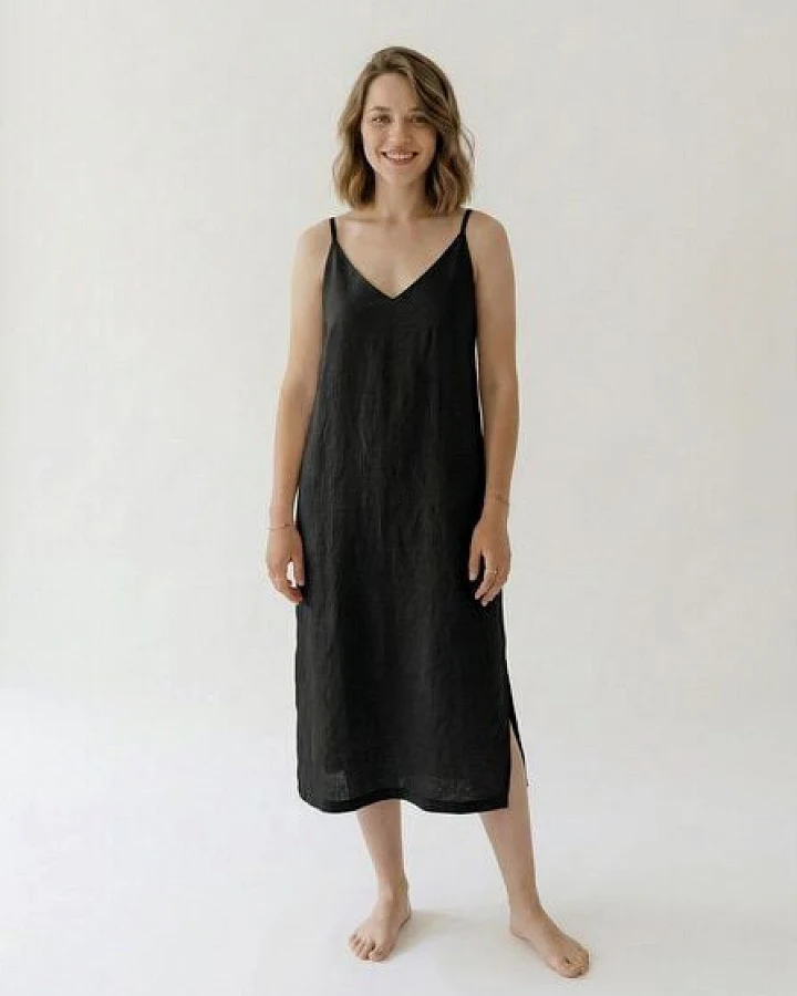 gust. Leinenkleid mit V-Ausschnitt - Linen dress with V-neckline - 100% Bio-Leinen