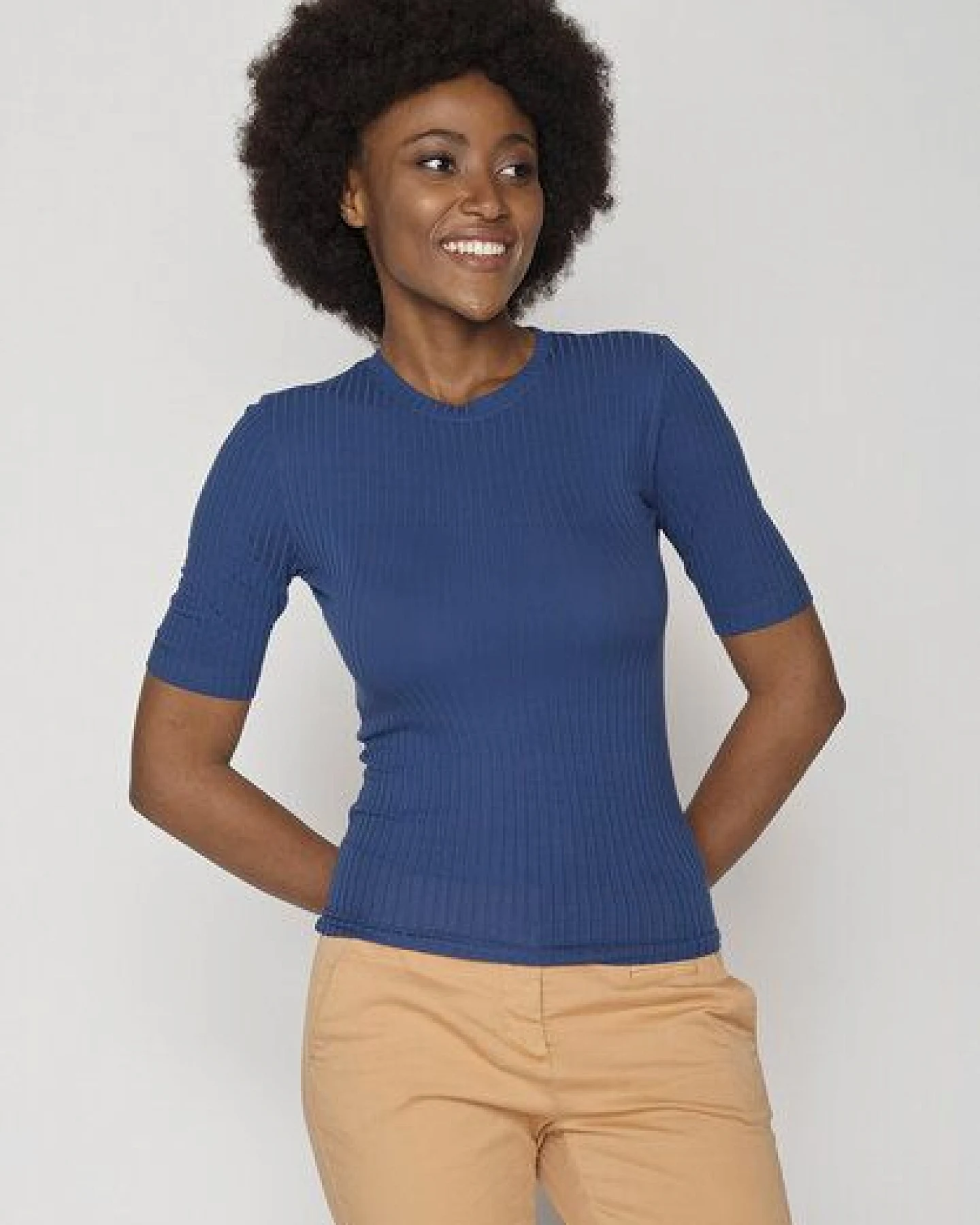 GREENBOMB Basic Lane - Sportliches Longsleeve aus LENZING TENCEL Mix / Fair & Vegan – Ansicht 2
