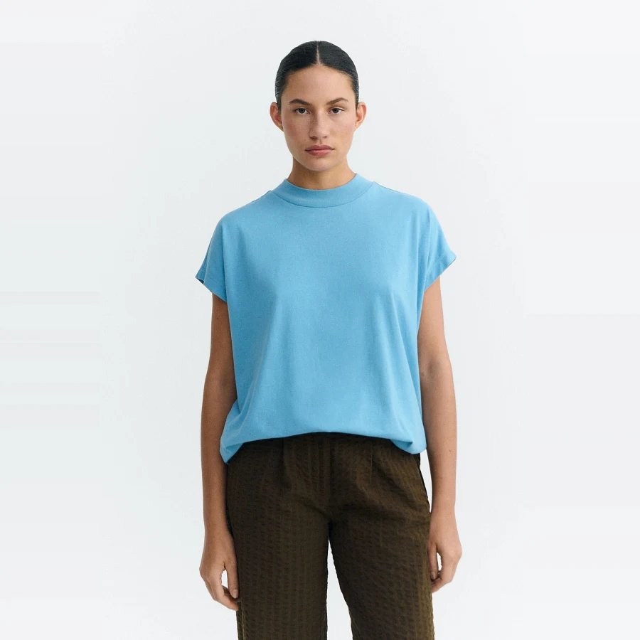 Blau