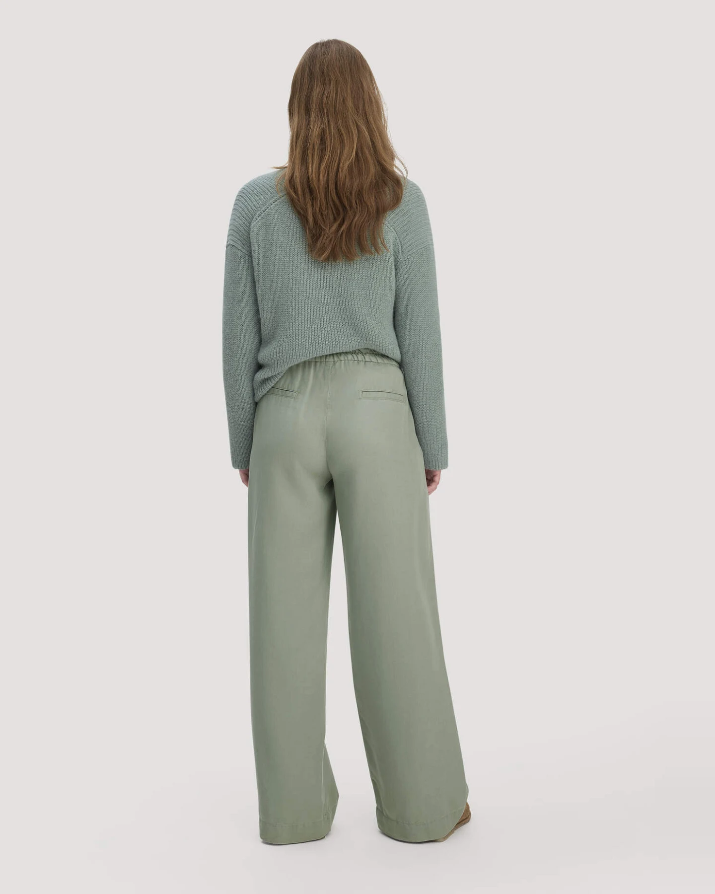 hessnatur Damen Hose Wide Leg aus TENCEL™ Lyocell - grün - Größe 38 – Ansicht 2
