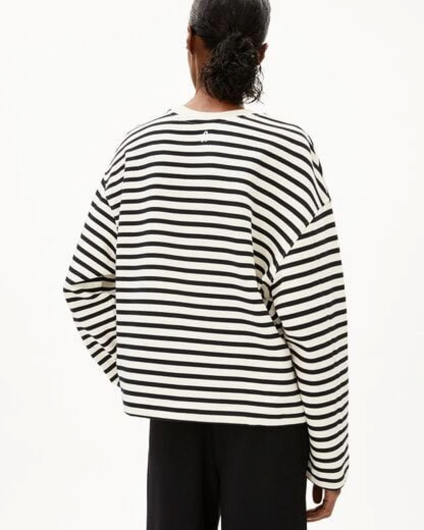 ARMEDANGELS FRANKAA MAARLEN STRIPE Damen Sweatshirt aus Bio-Baumwolle – Ansicht 2